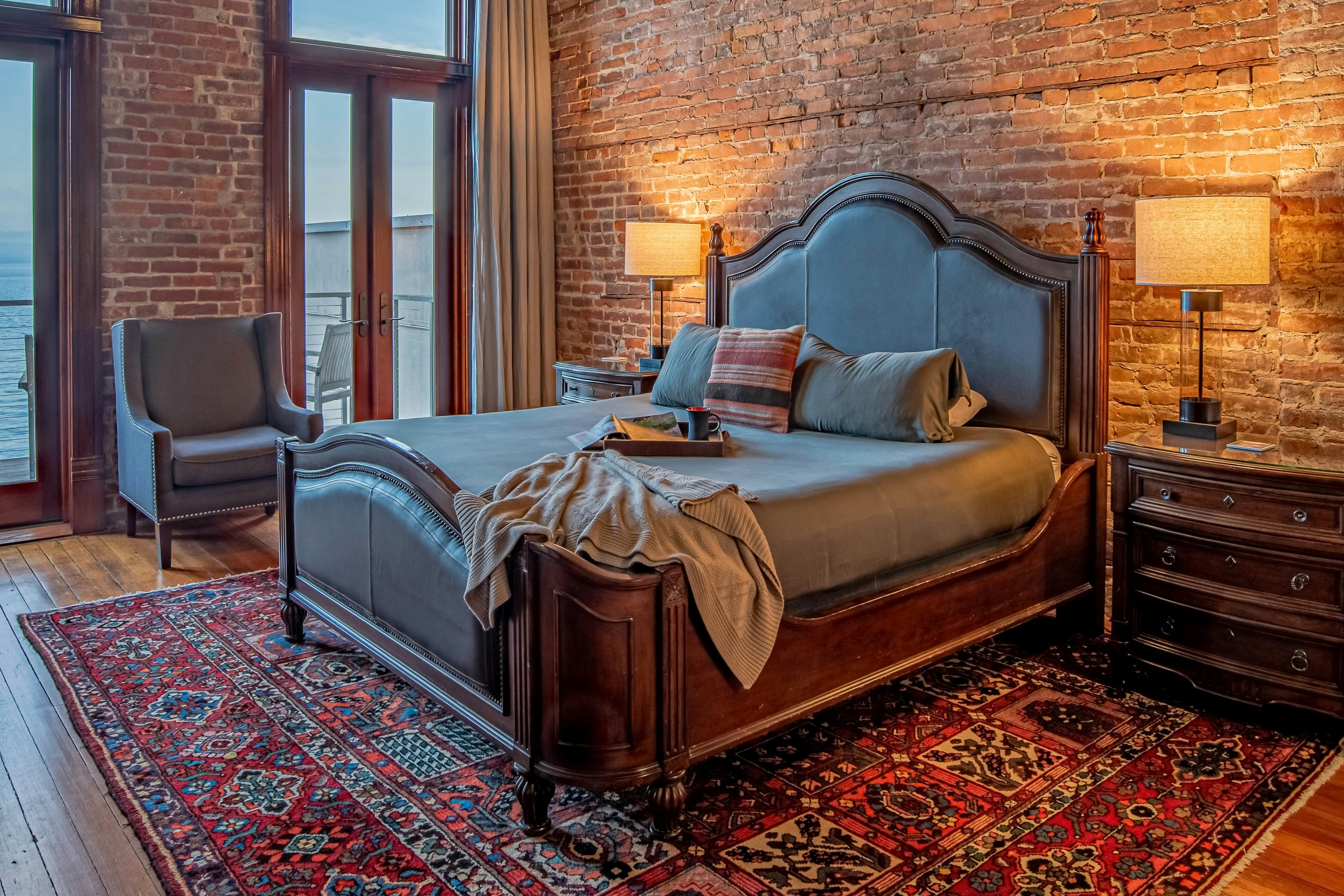 The Belmont Hotel - Guest Rooms