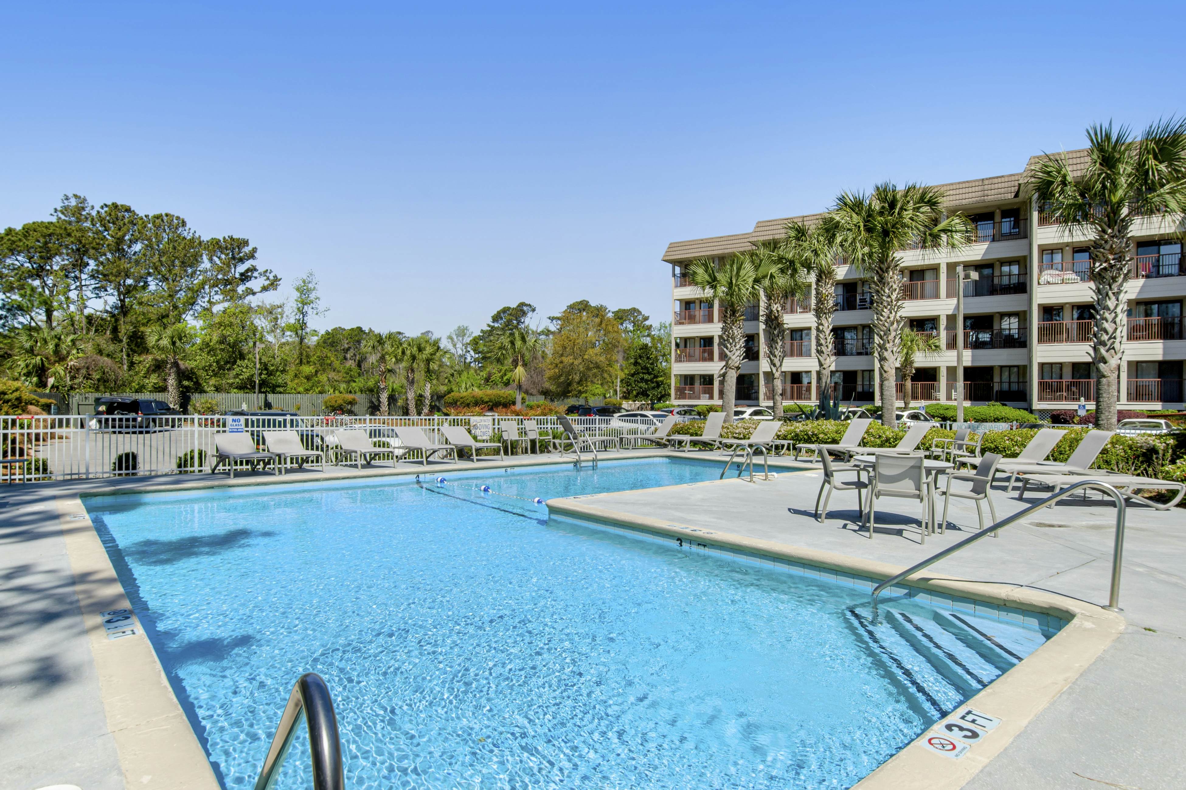 HH Beach & Tennis 302AR