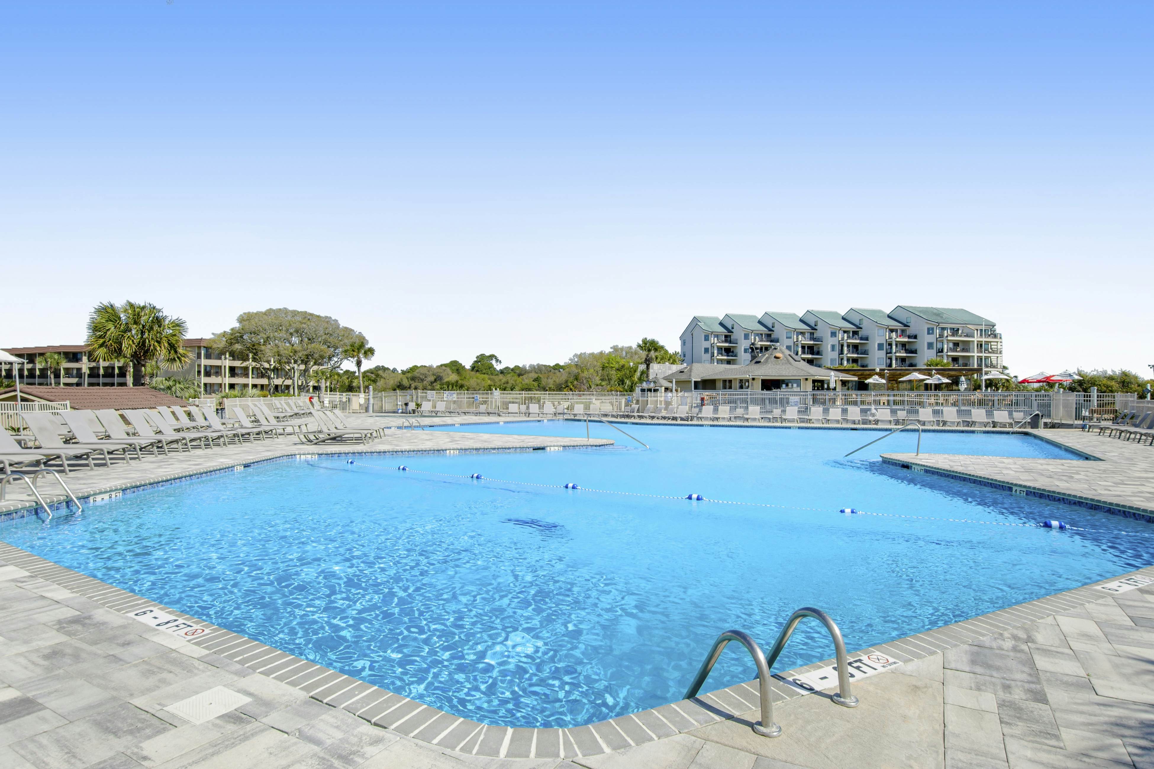 HH Beach & Tennis 302AR