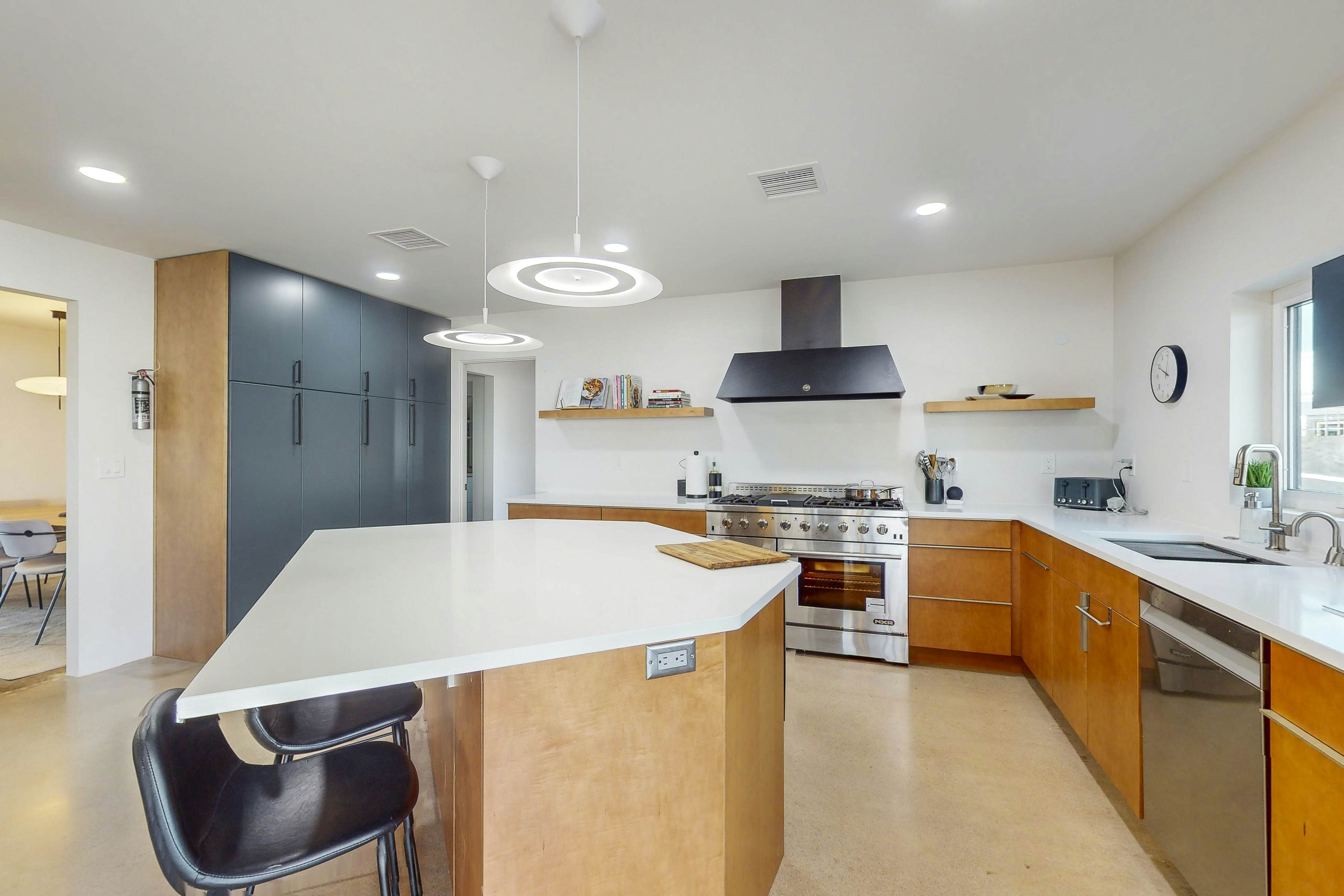 The Chandler Hideaway - Main House Only