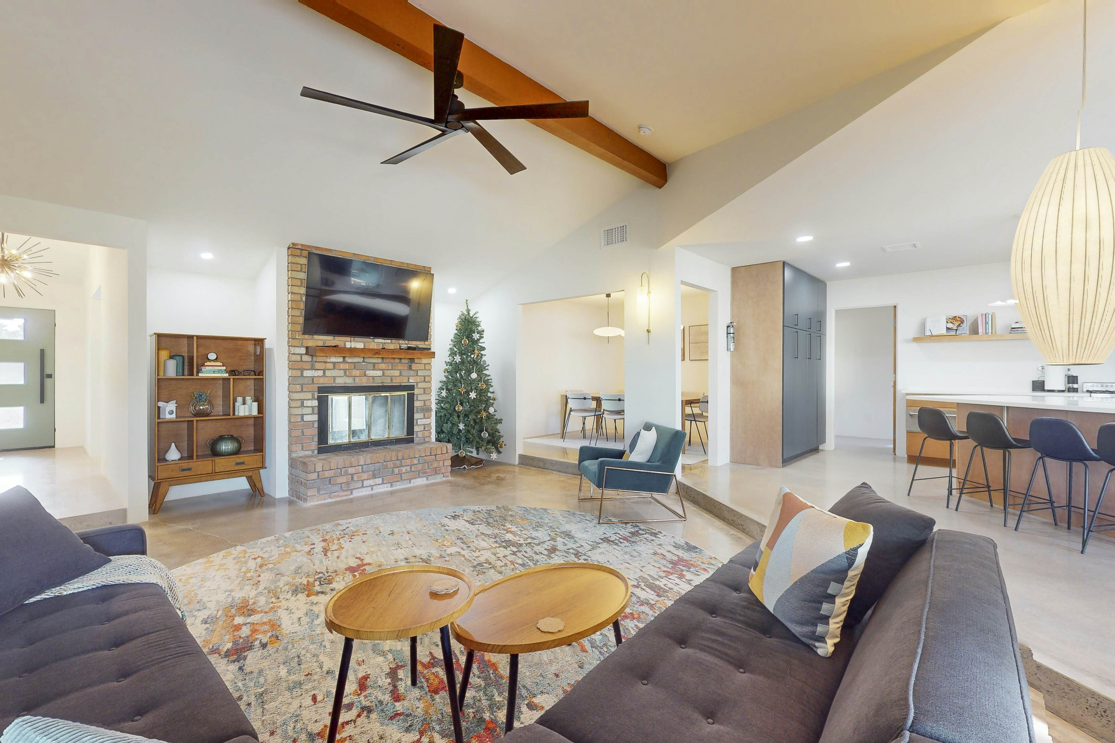 The Chandler Hideaway - Main House Only