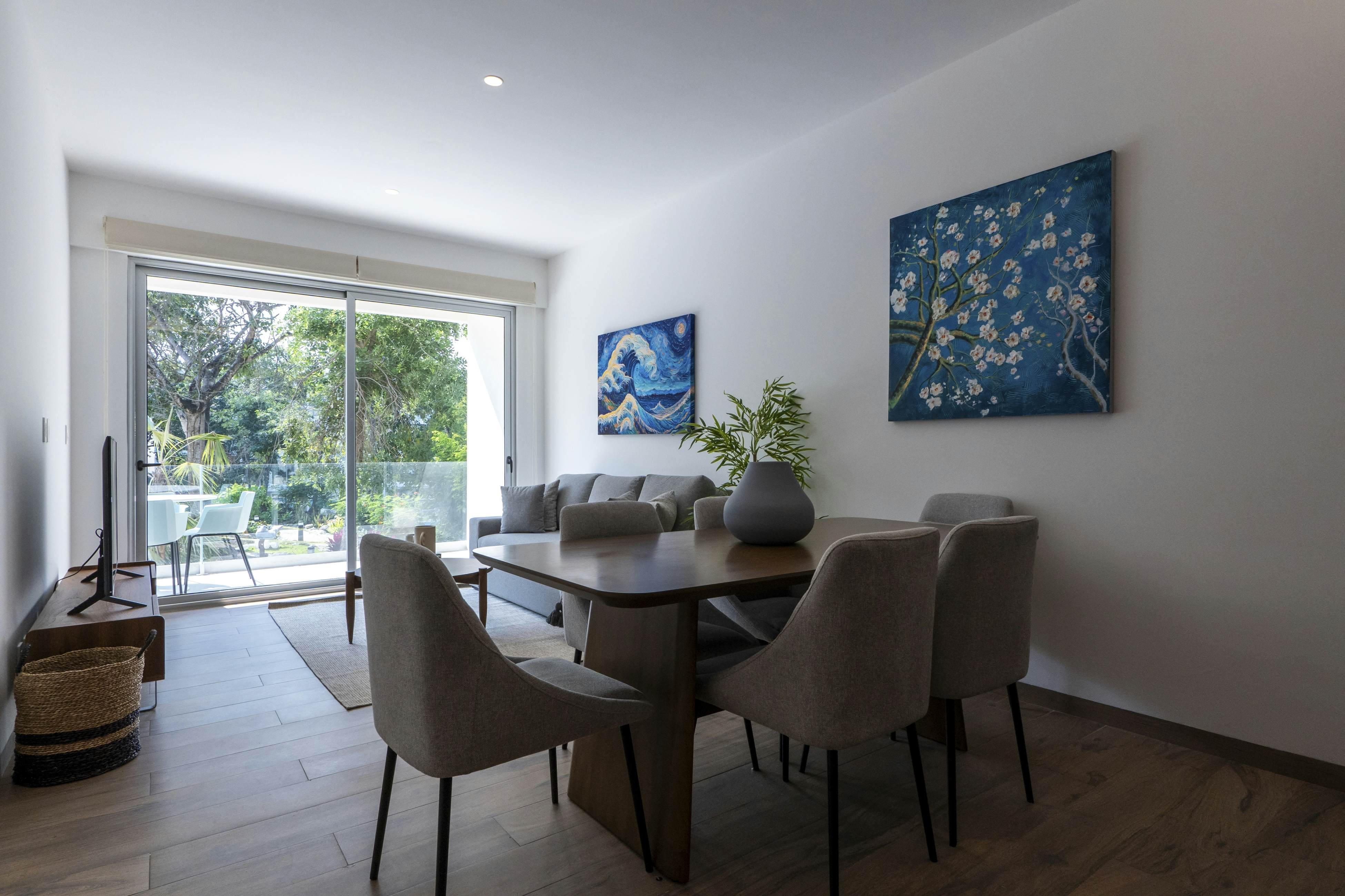 Whispering Palms TL  B114