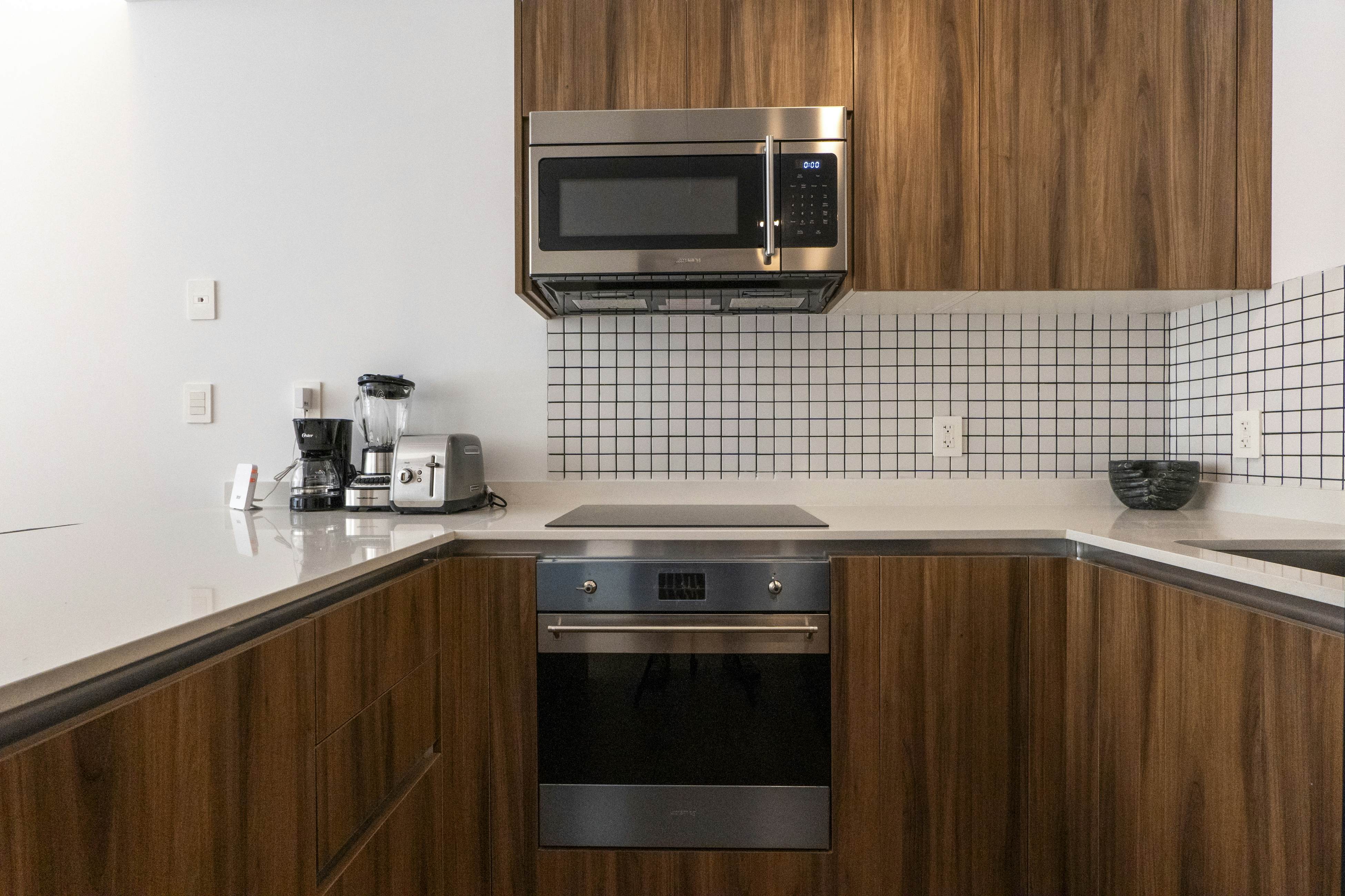 Whispering Palms TL  B114