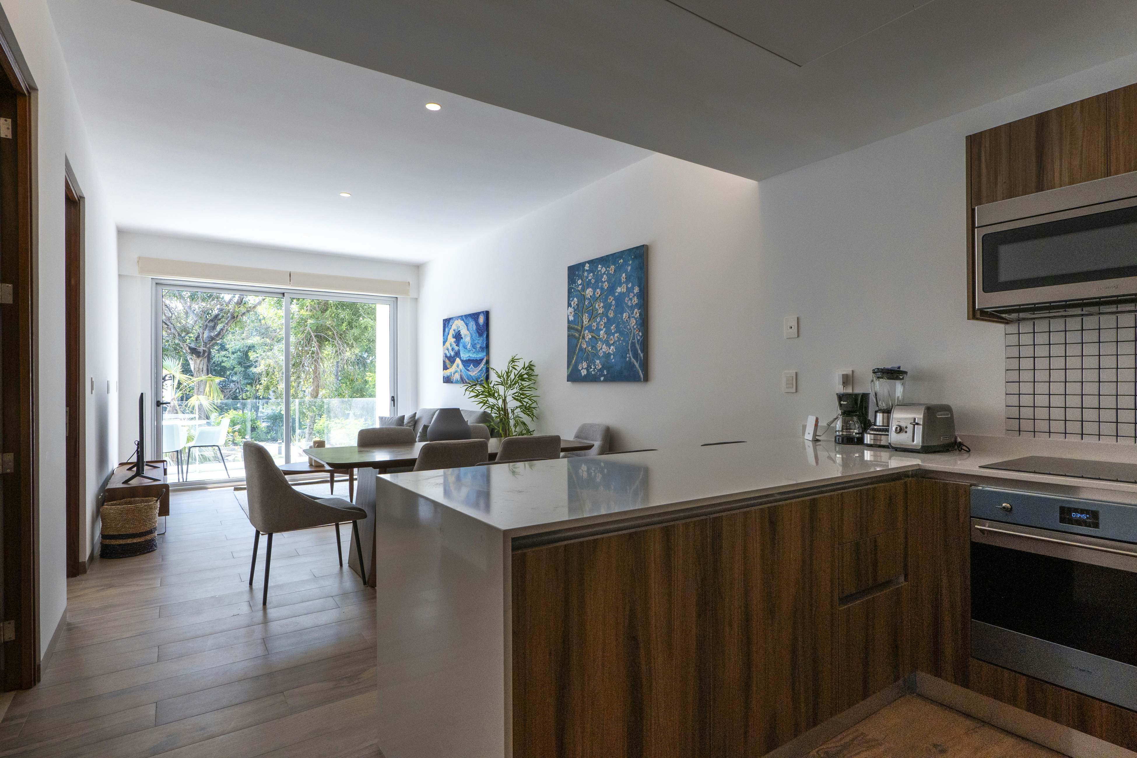 Whispering Palms TL  B114