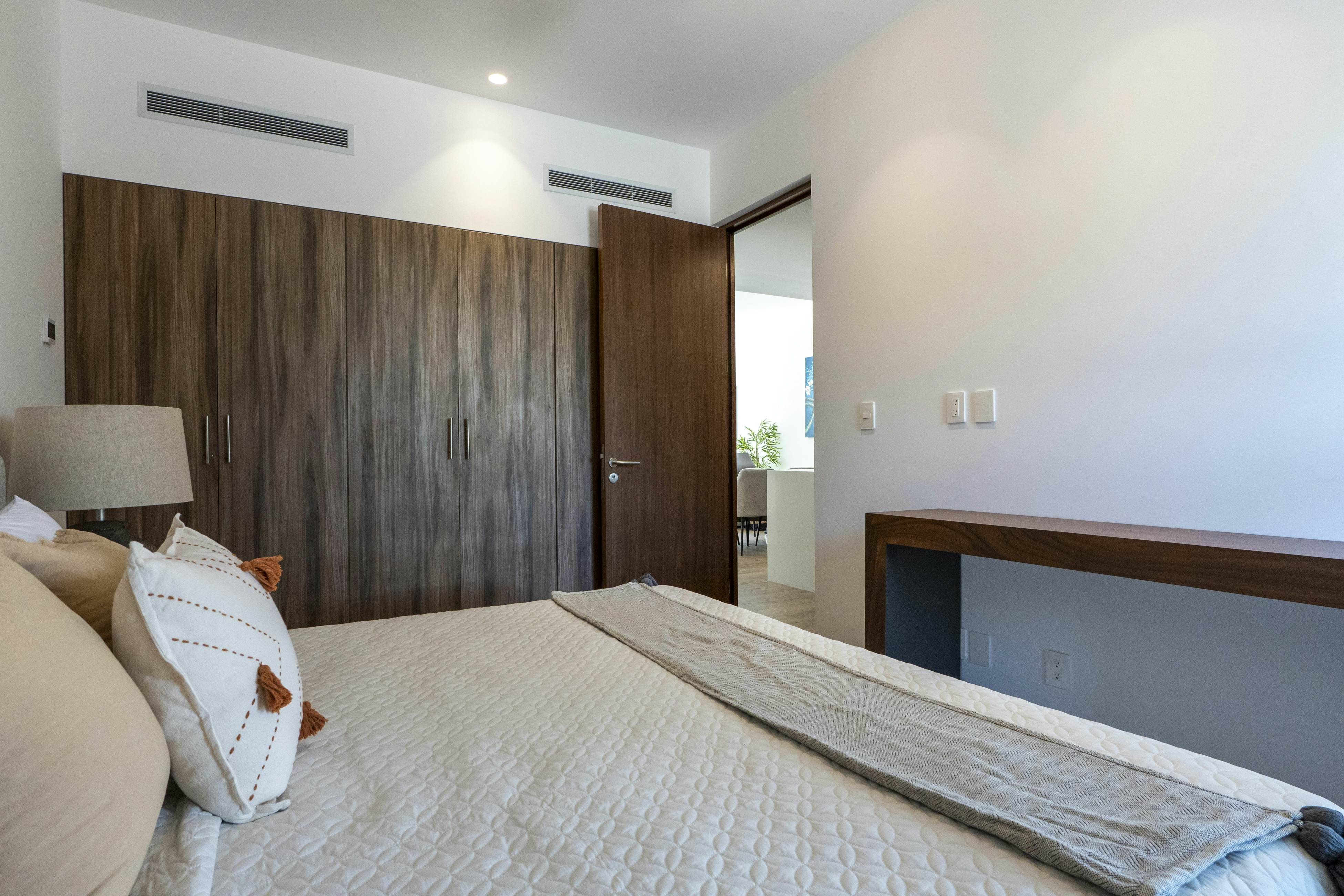 Whispering Palms TL  B114