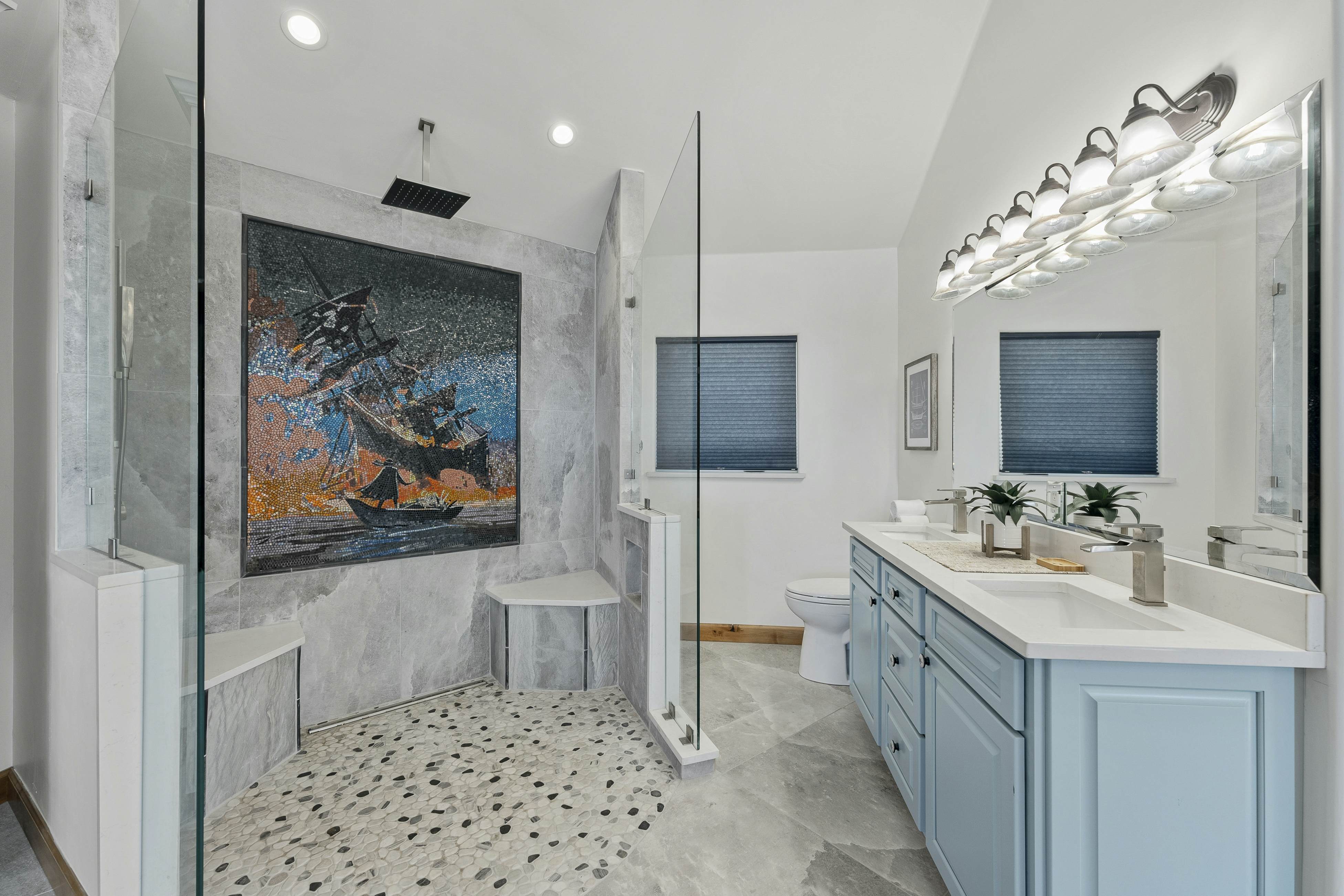 Pirate Cove Retreat -Main Home & Cottage