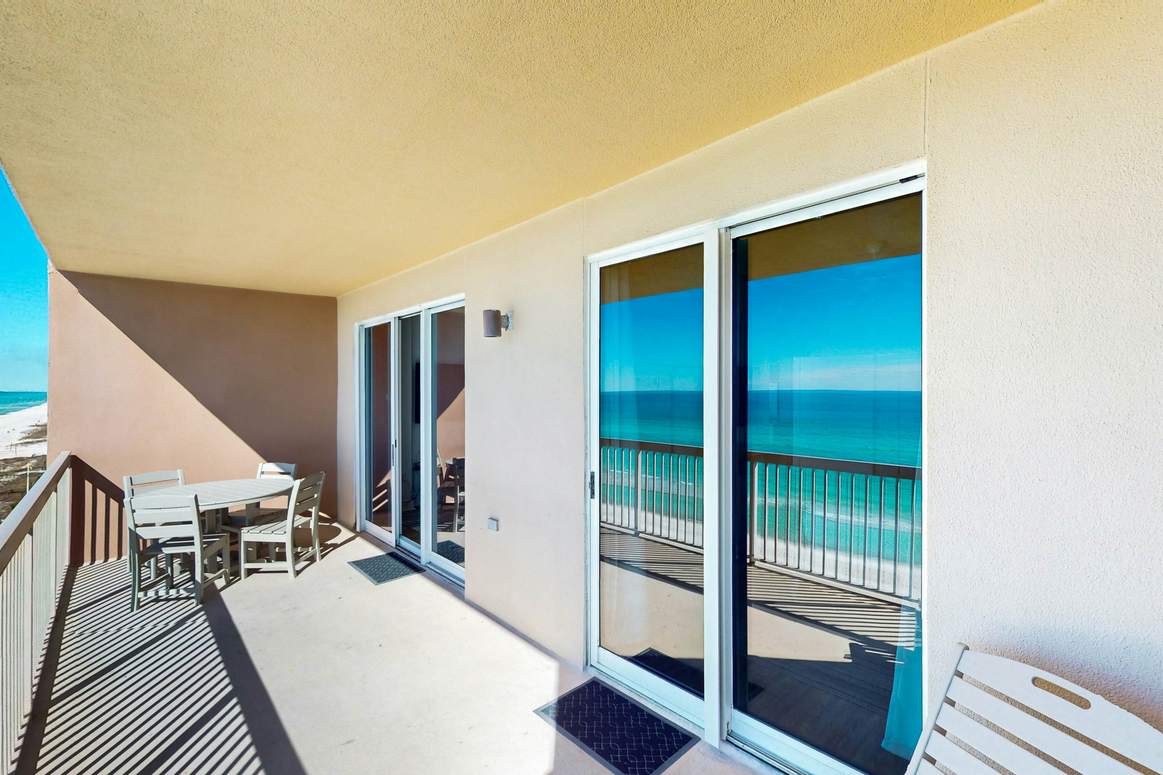 Sunrise Beach 905 - Beachfront Condo