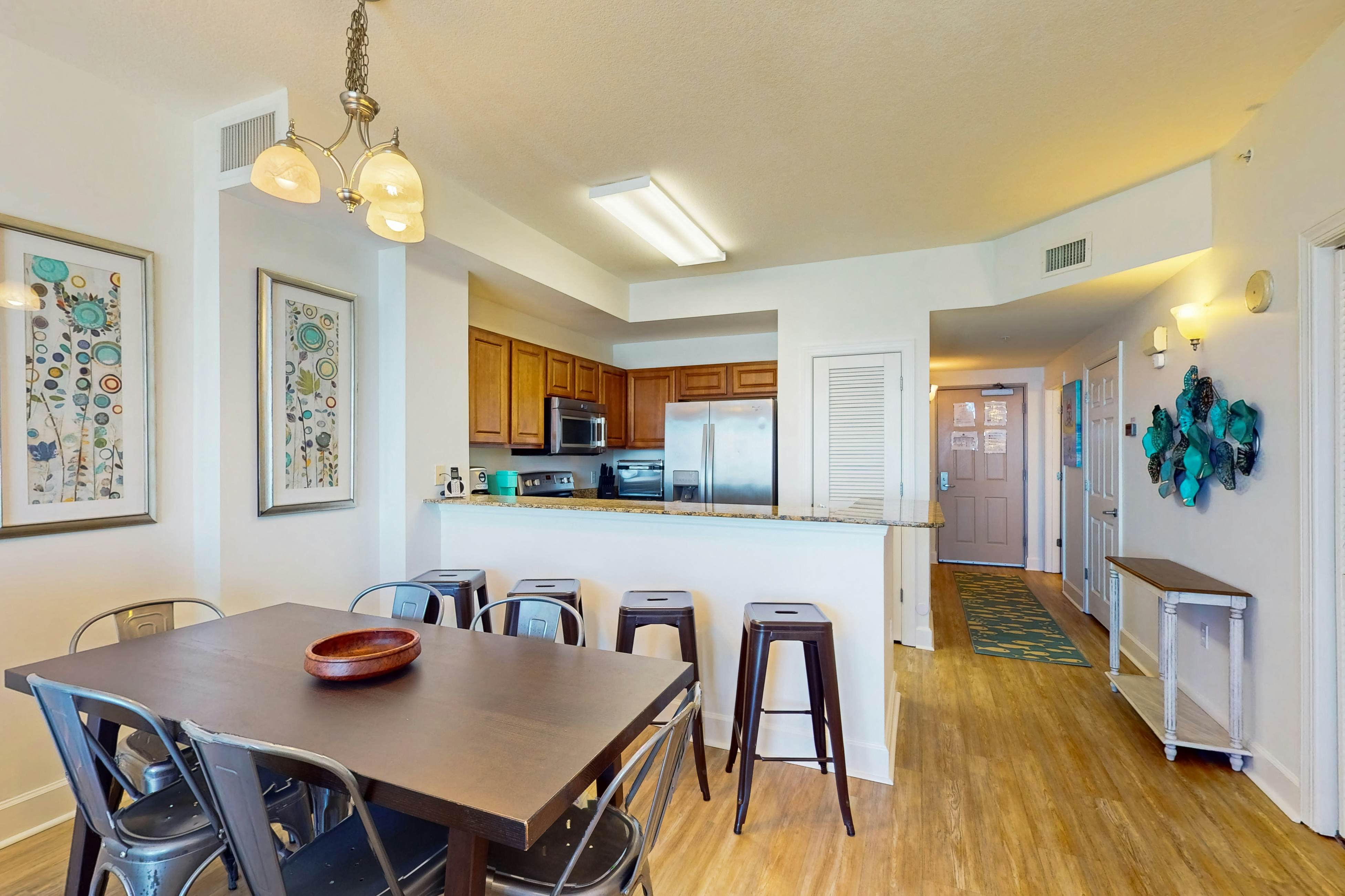 Sunrise Beach 905 - Beachfront Condo