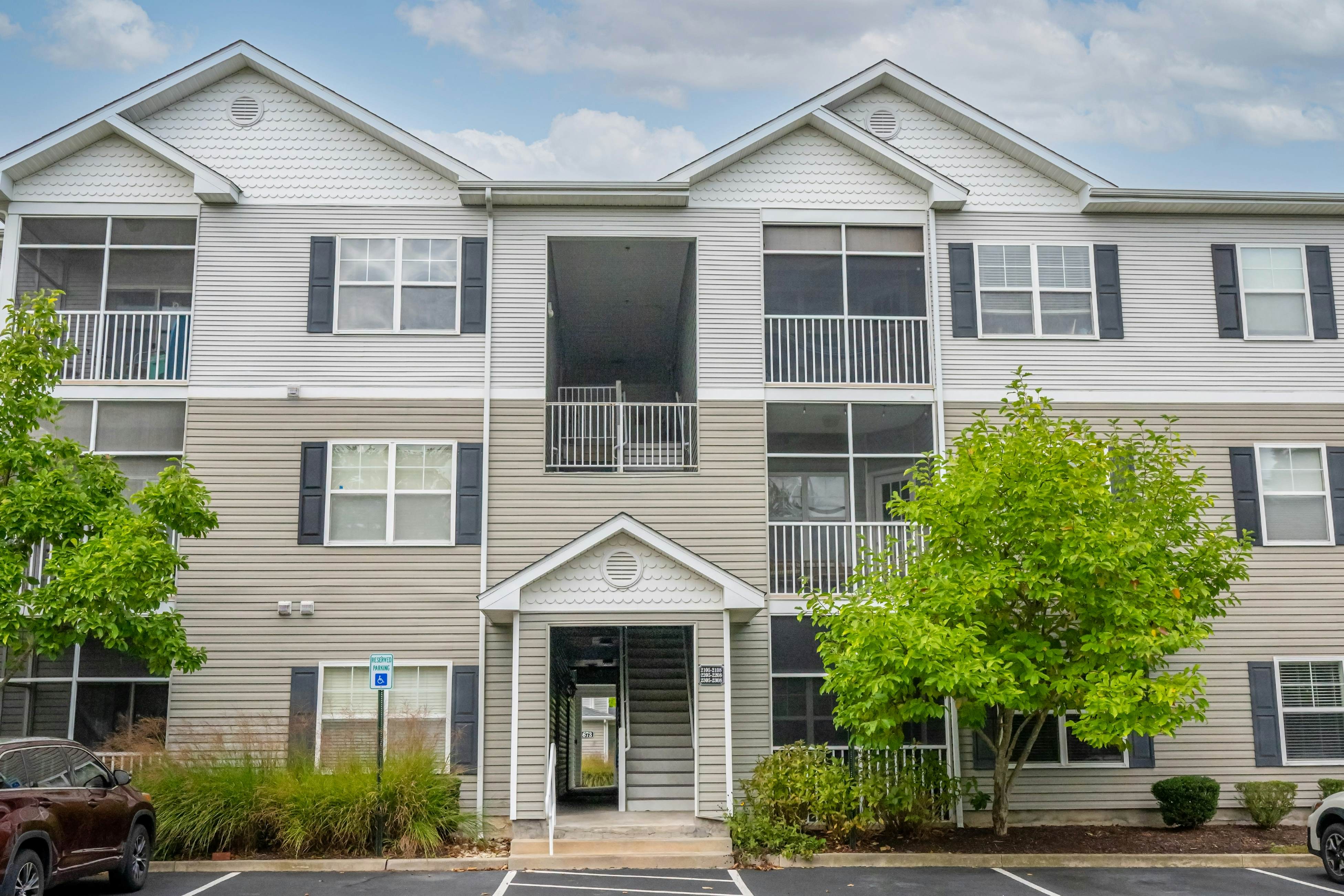 Villas at Bay Crossing - 34670 Villa Cir, Unit #2206