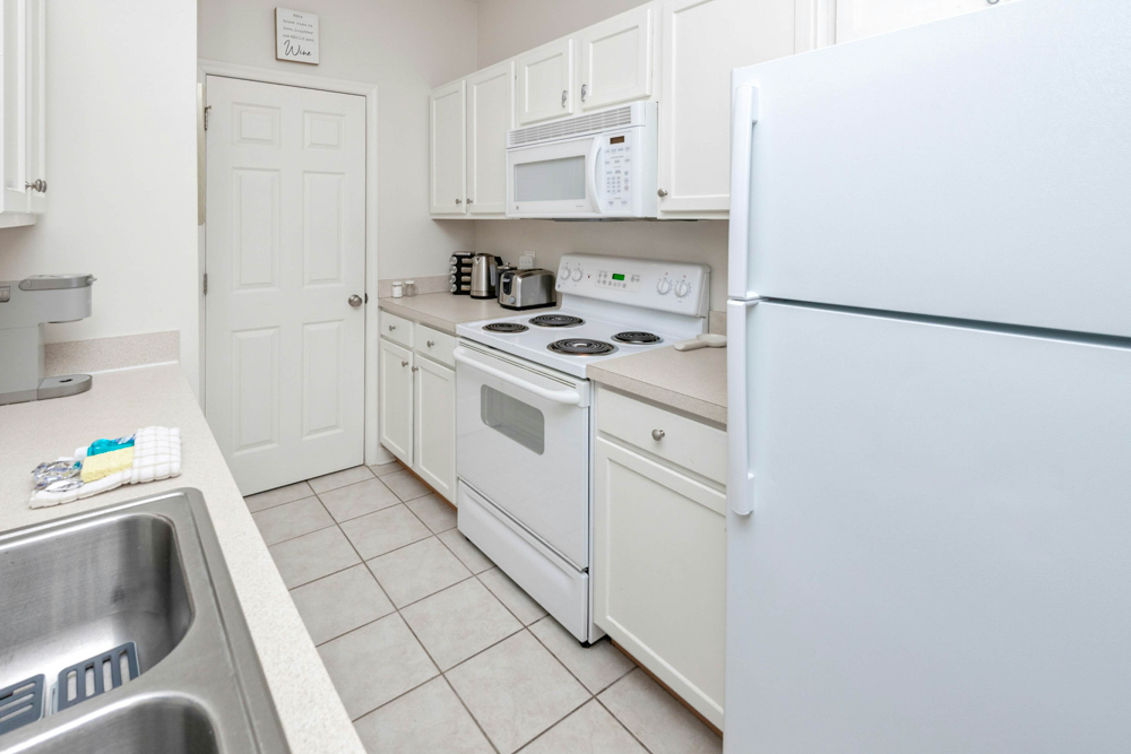 Villas at Bay Crossing - 34670 Villa Cir, Unit #2206