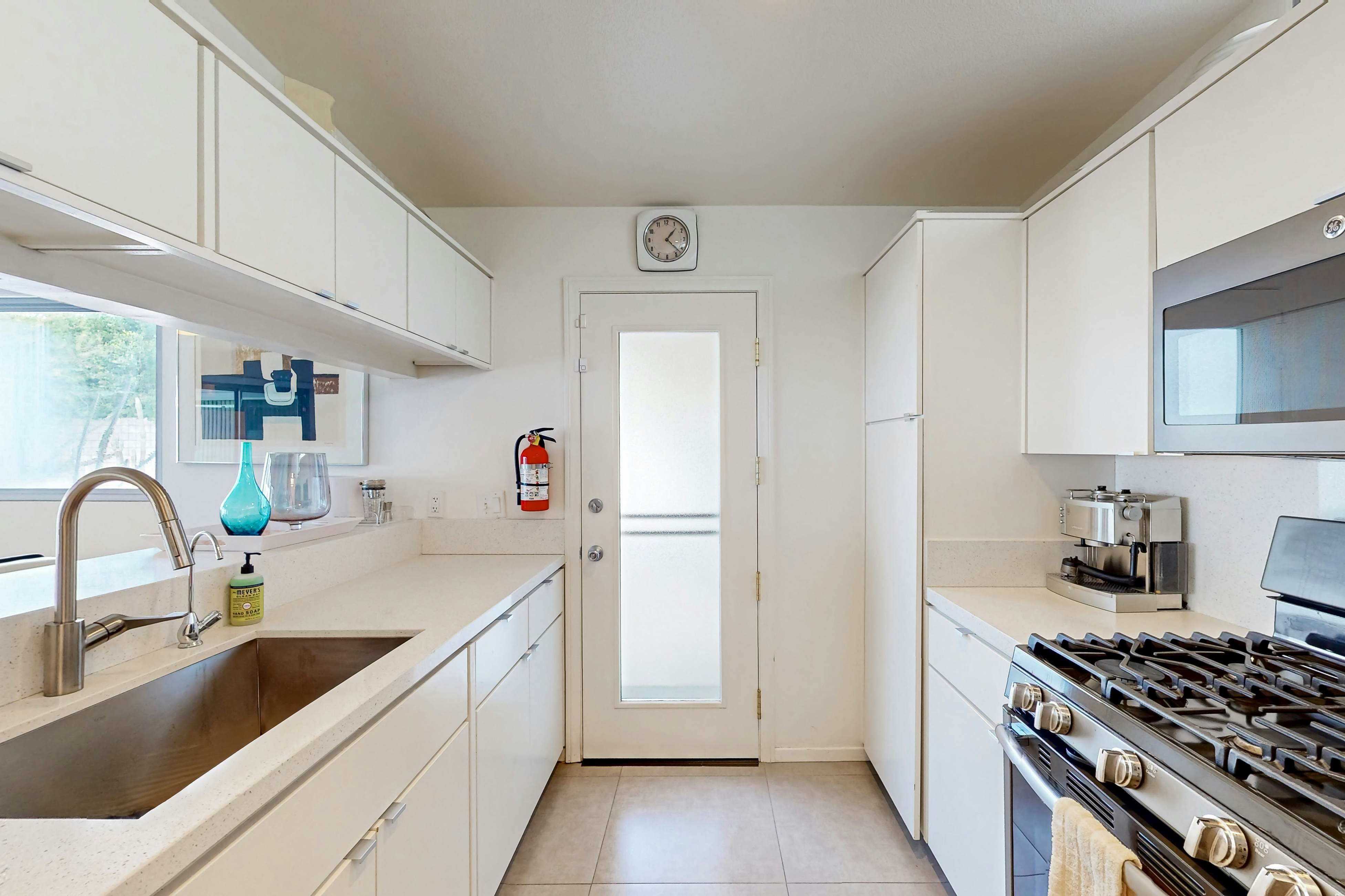 Nicola Modern - 68794