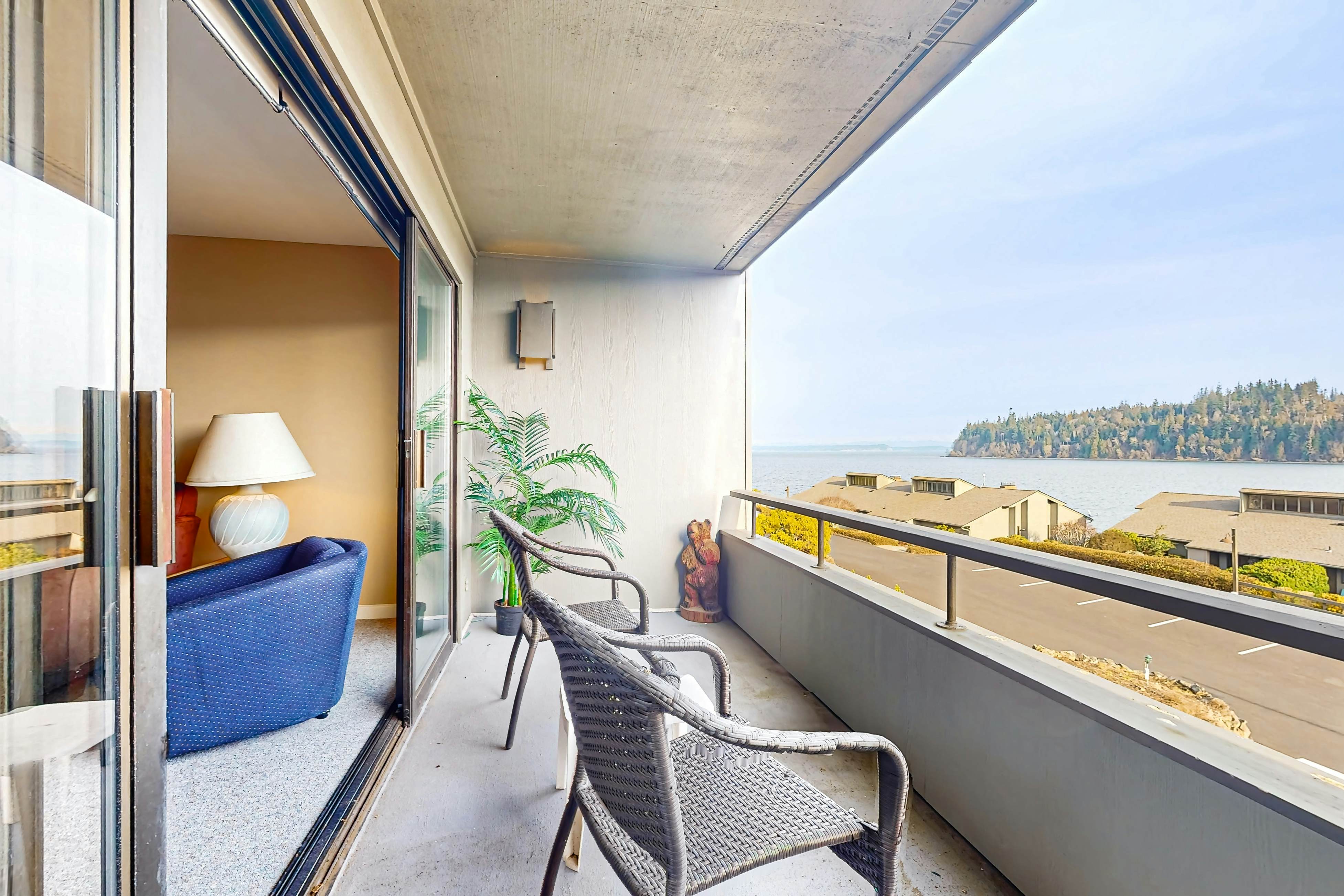 hidden image preload