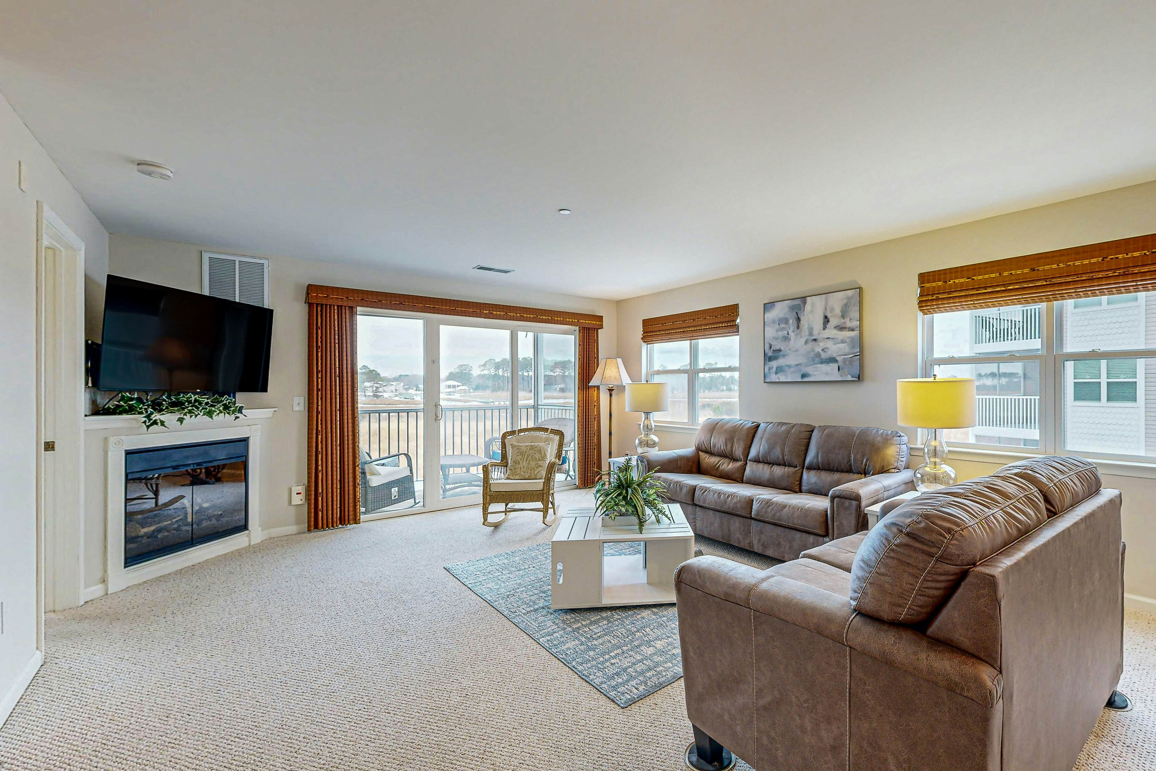 Bethany Bay - 37464 Pettinaro Dr #7204