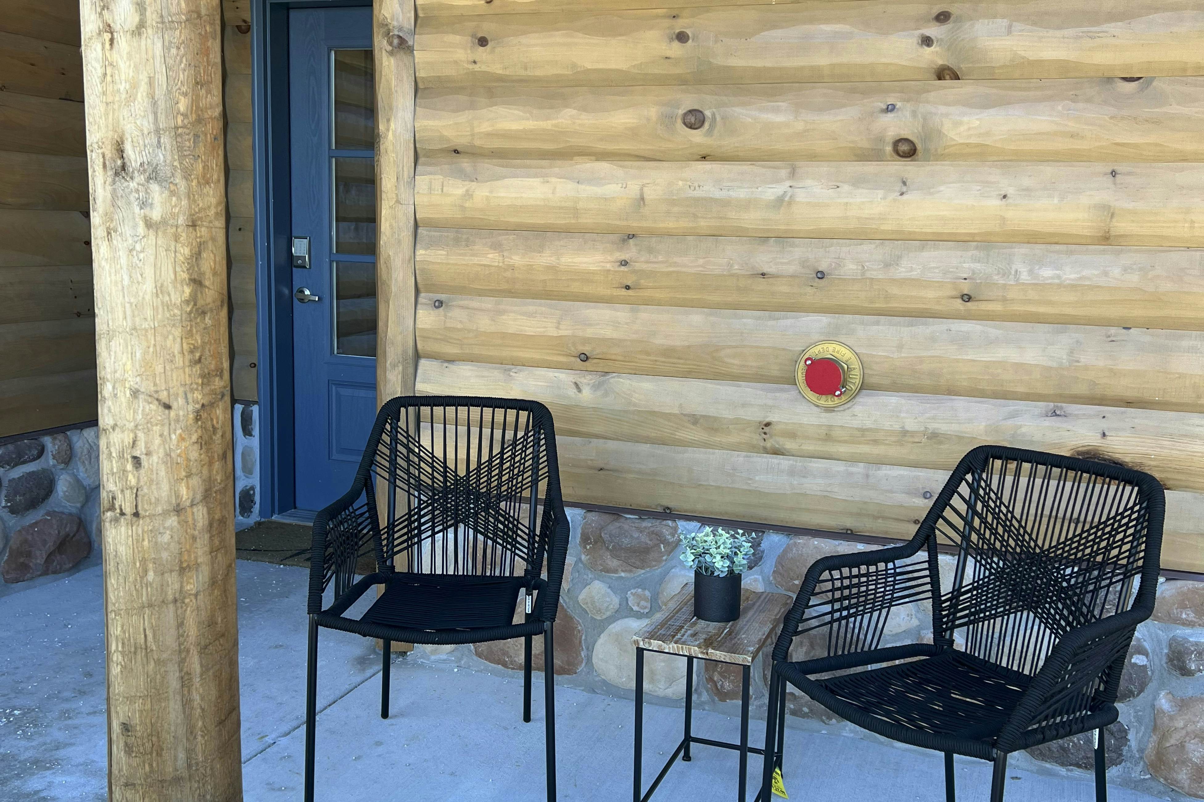 Cozy Cove Lodge