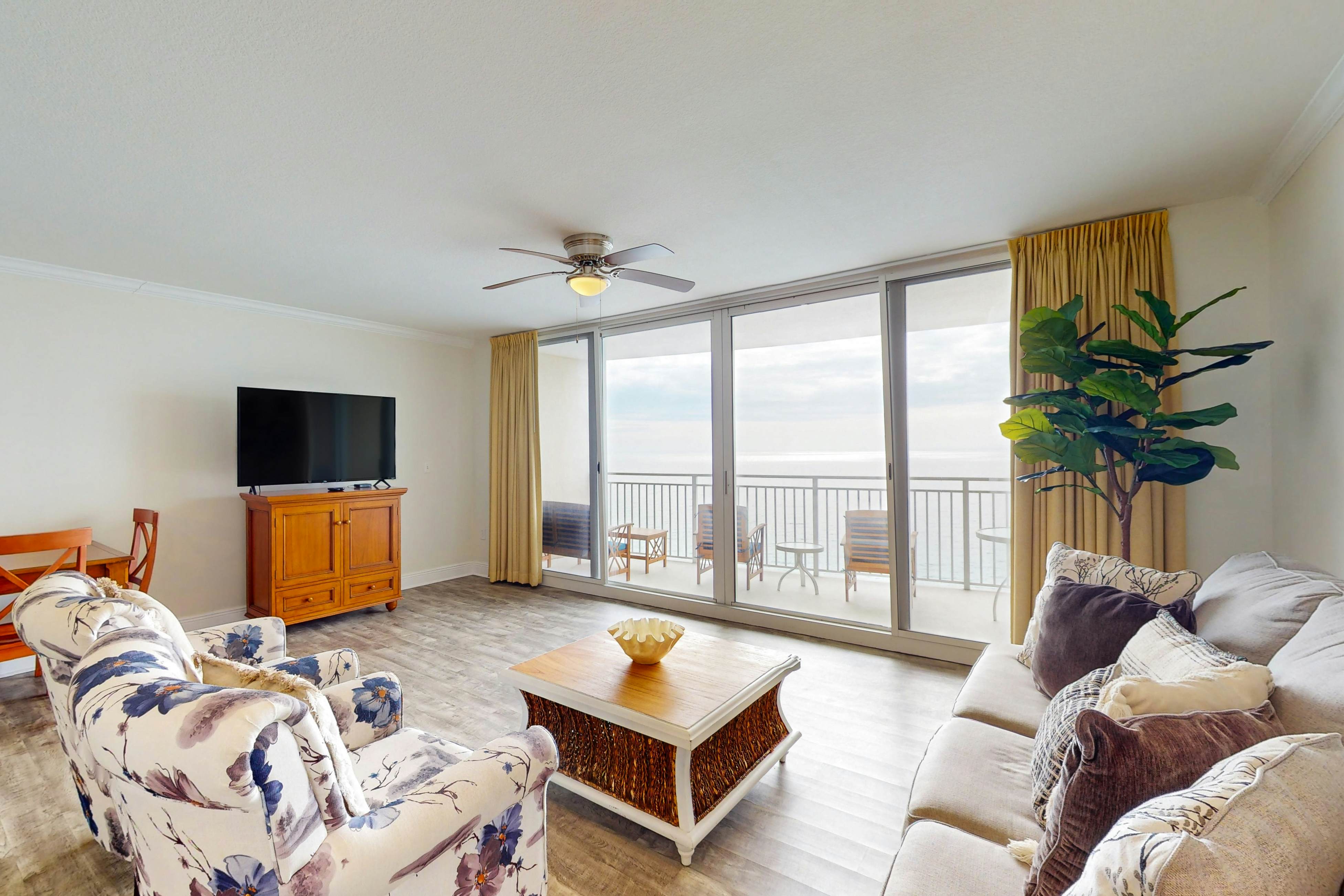 Emerald Beach Resort 2227