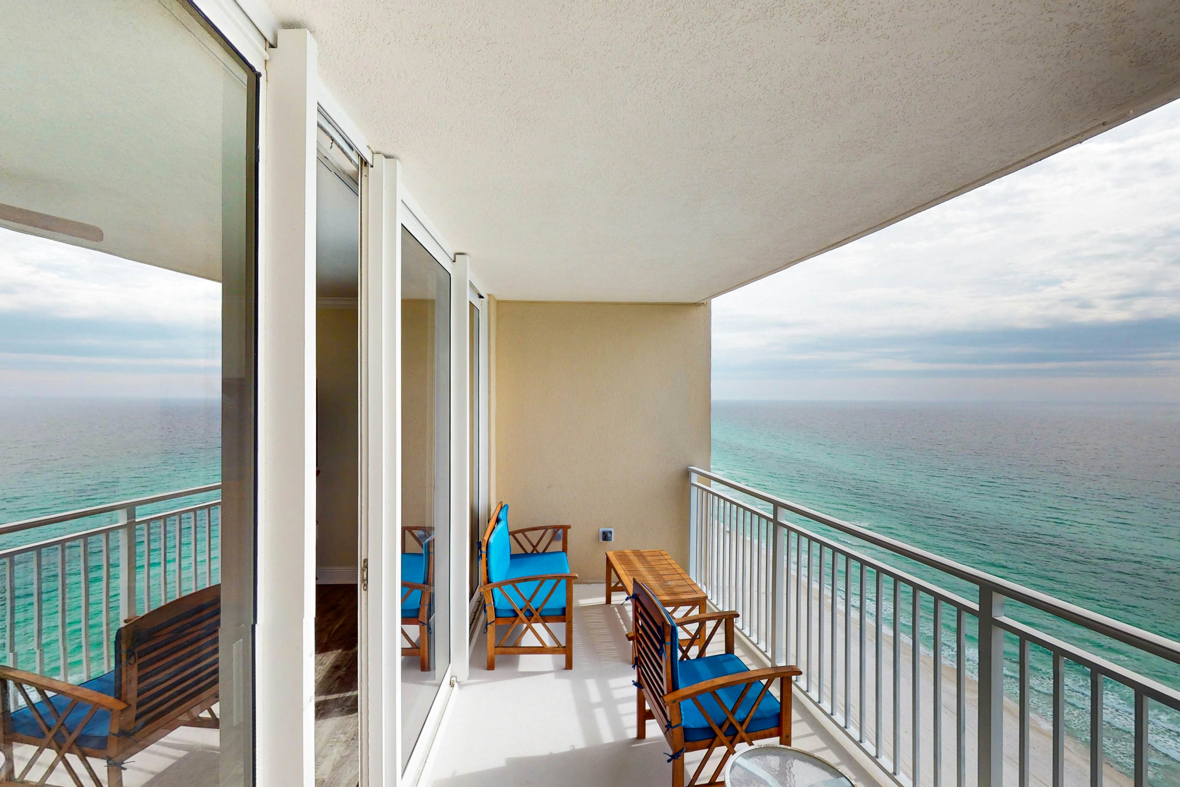 Emerald Beach Resort 2227