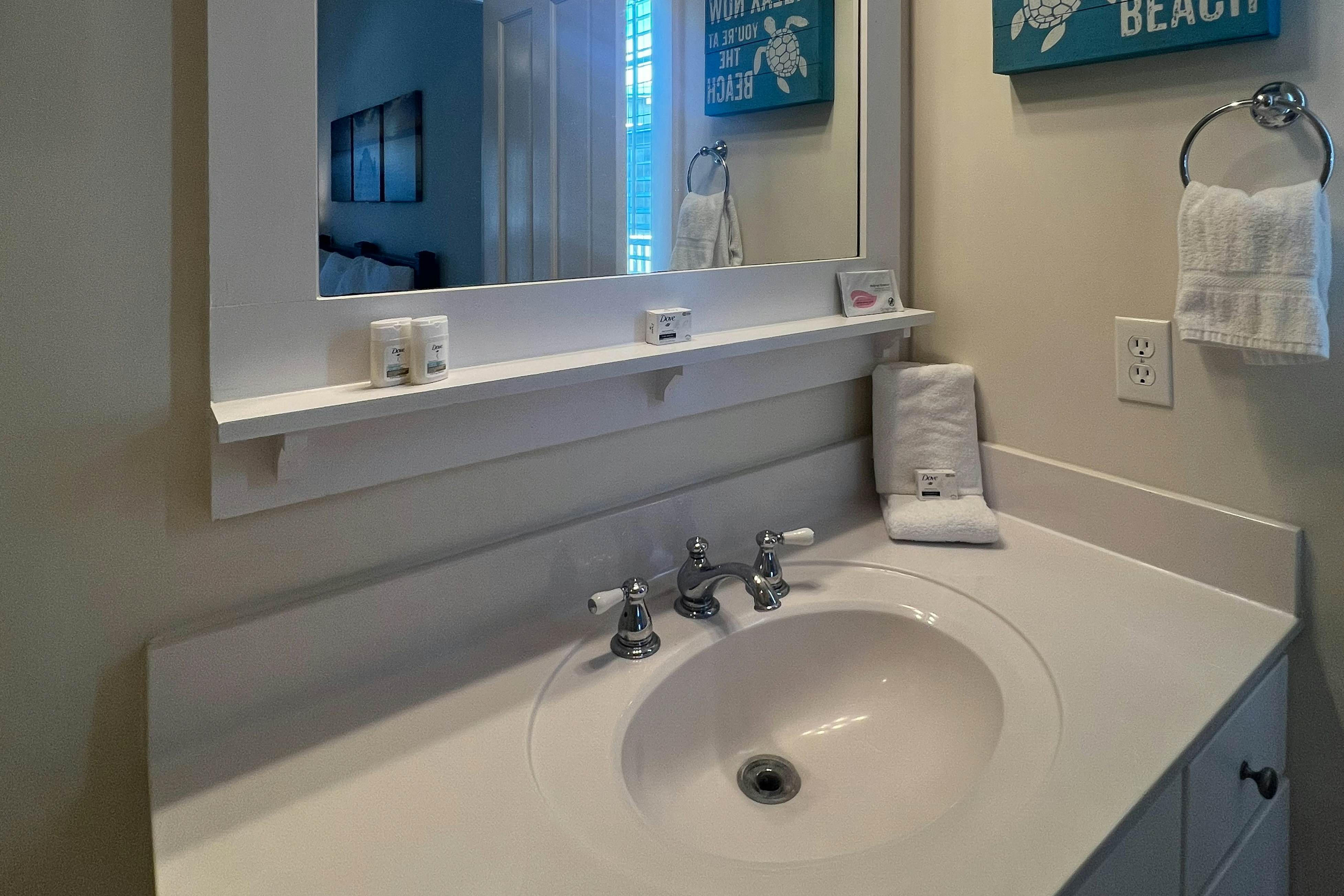 Barefoot Cottages #B24