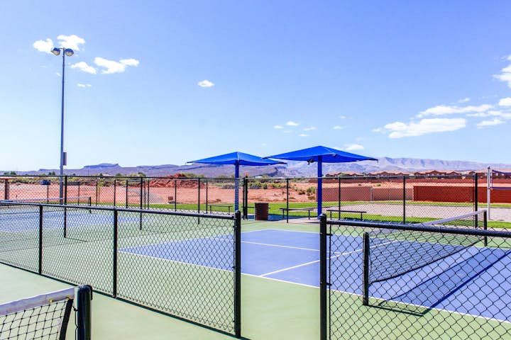 Red Mountain Paradise - Paradise Village #90 | 5 Bed ...