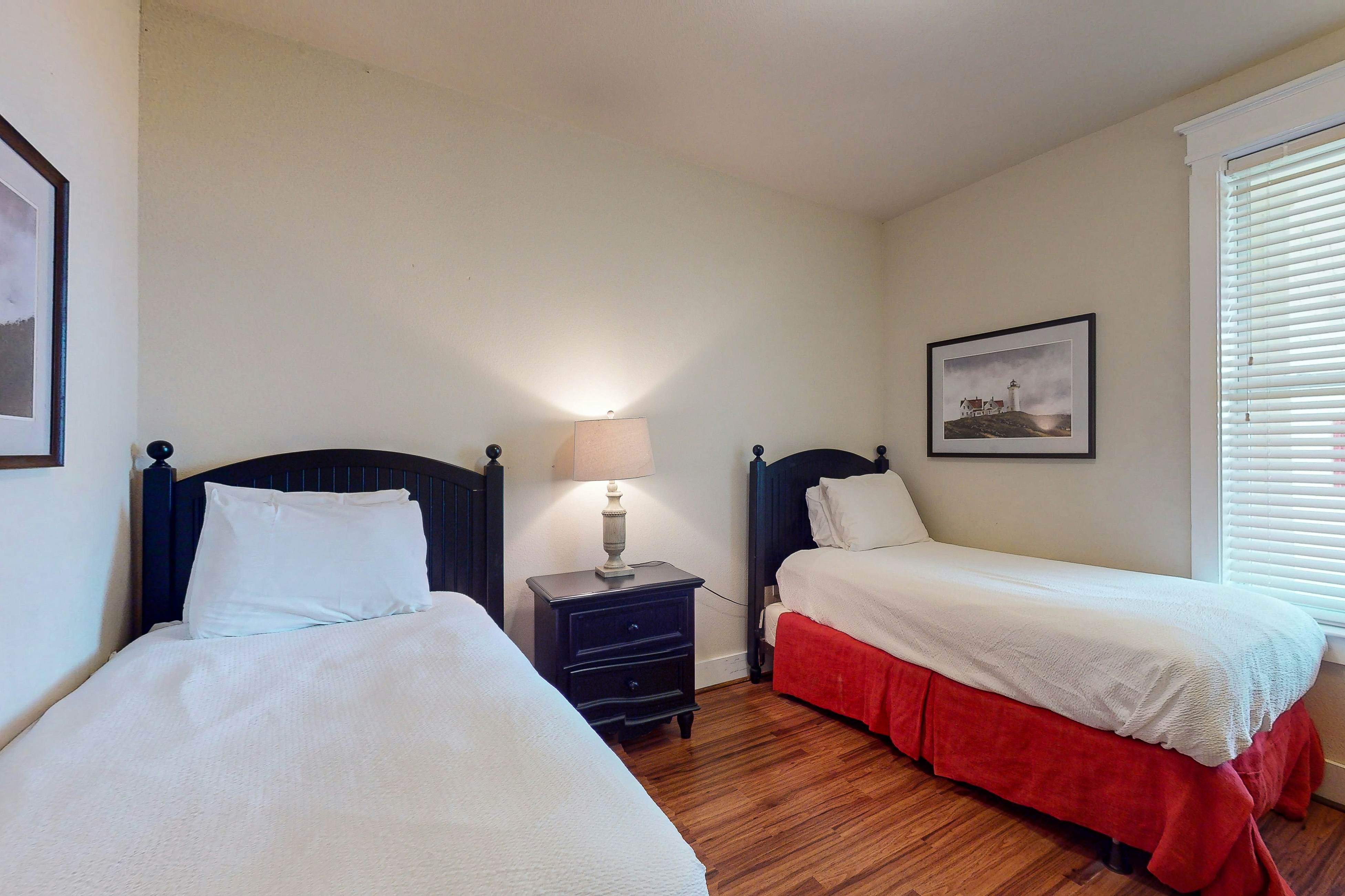 Pointe West Resort - Suits Us