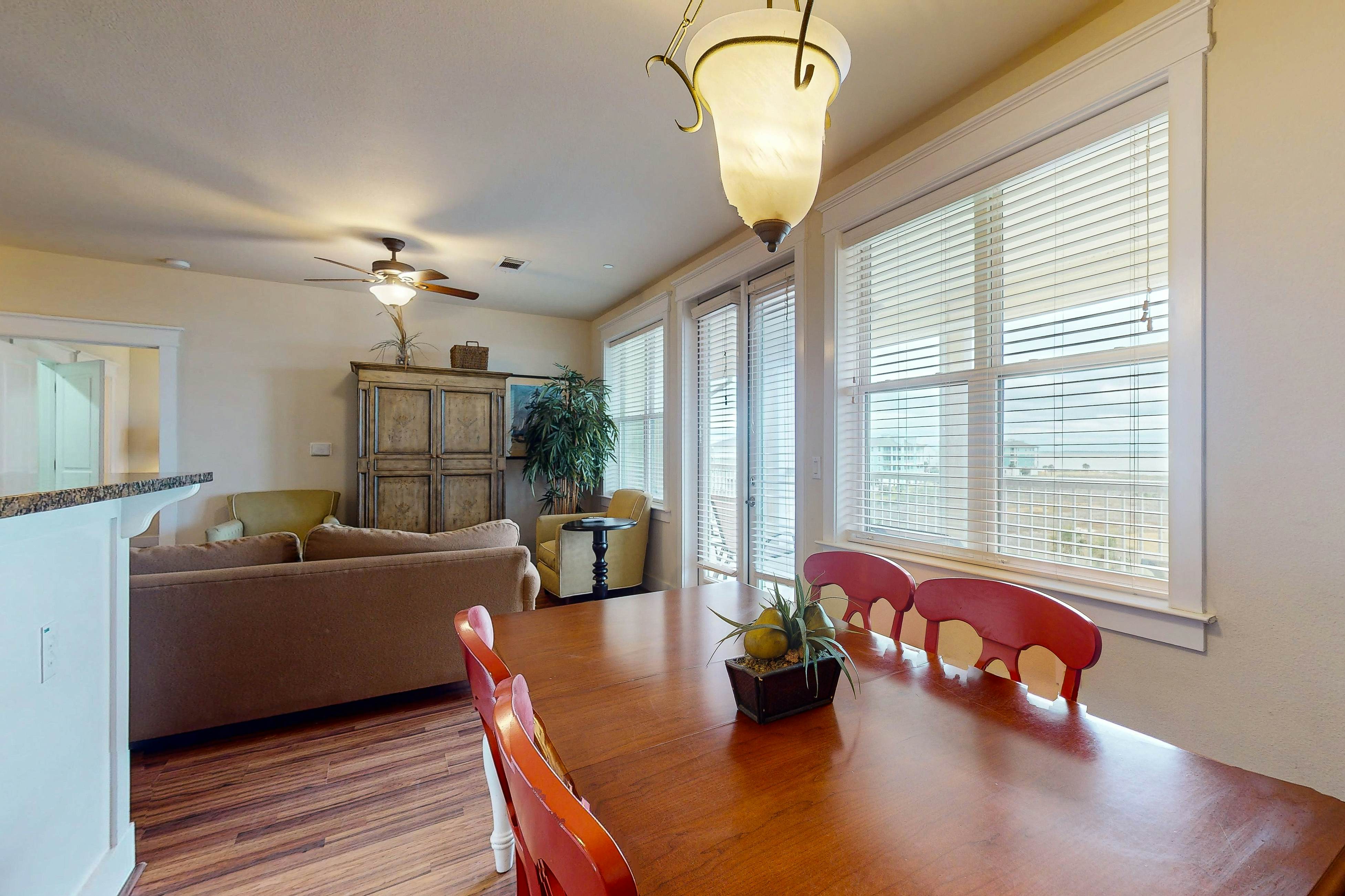 Pointe West Resort - Suits Us