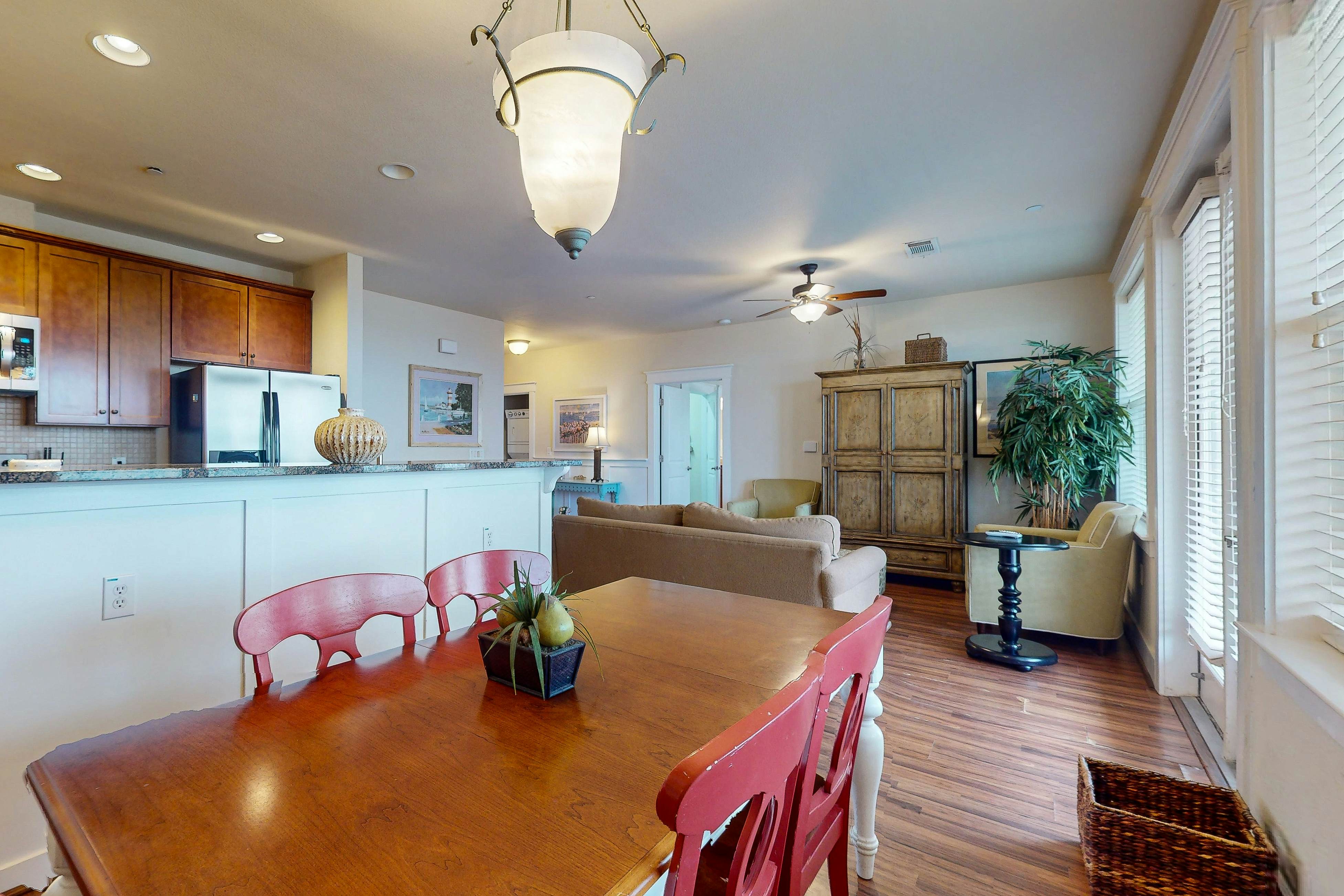 Pointe West Resort - Suits Us