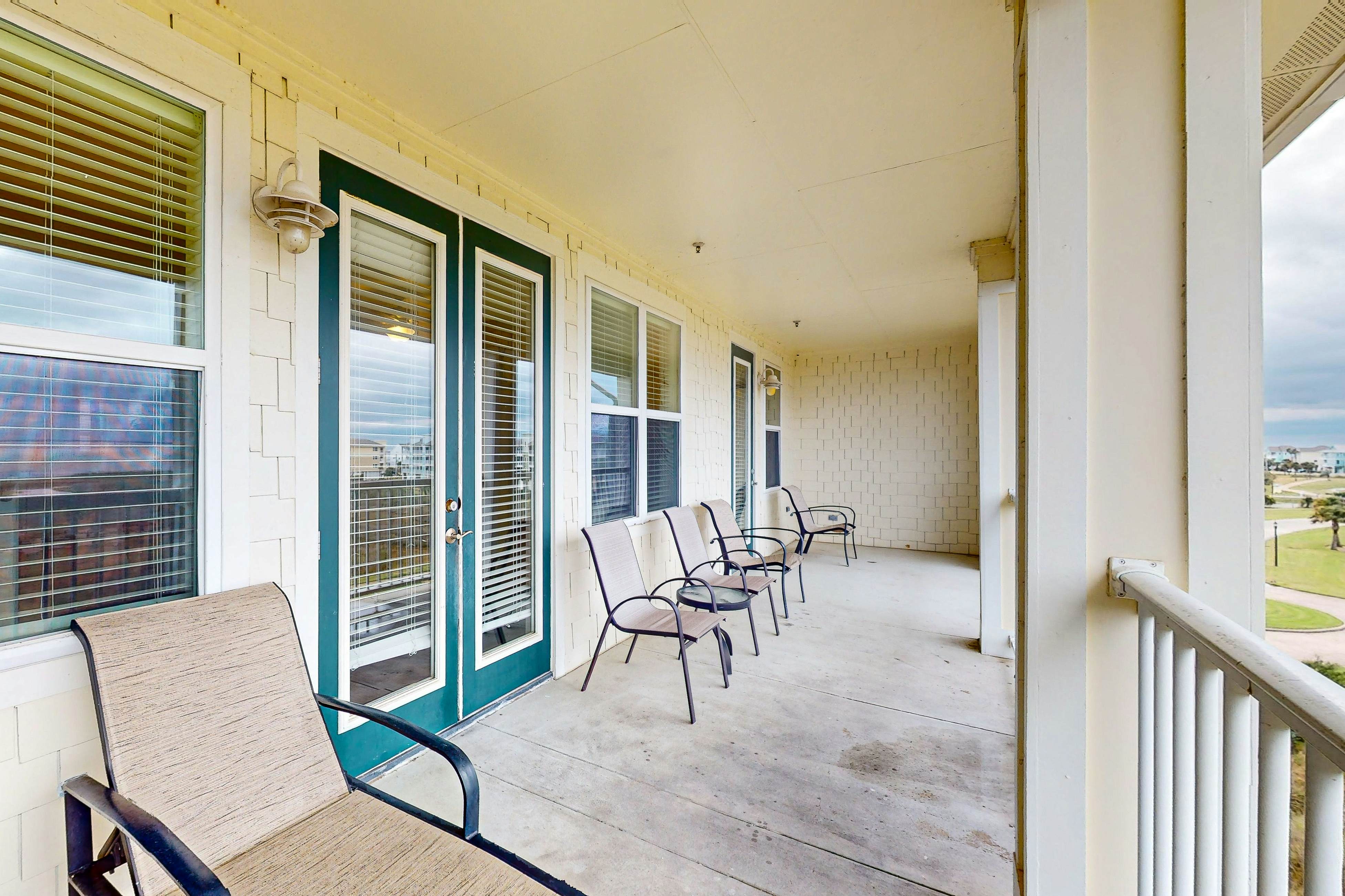 Pointe West Resort - Suits Us