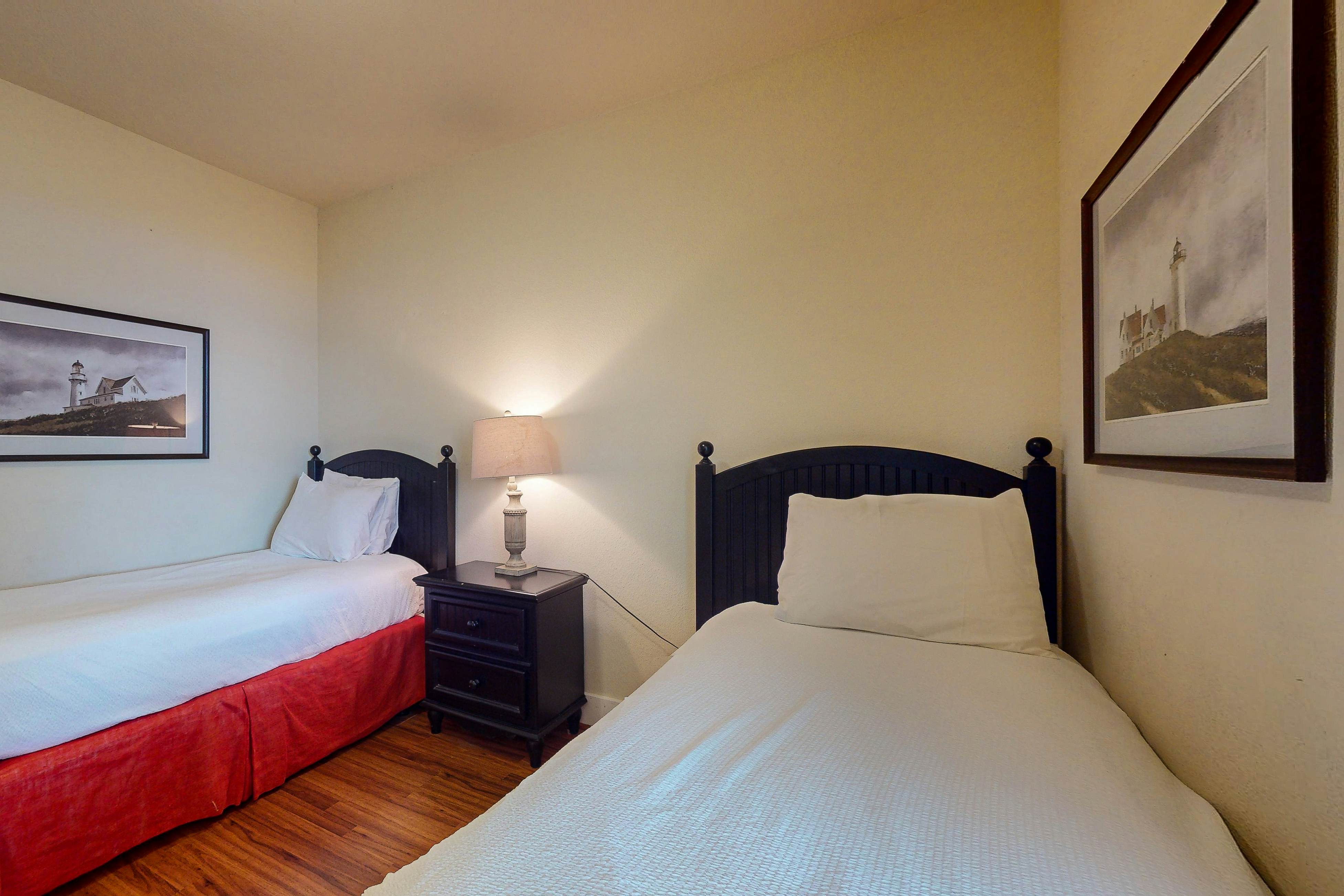 Pointe West Resort - Suits Us