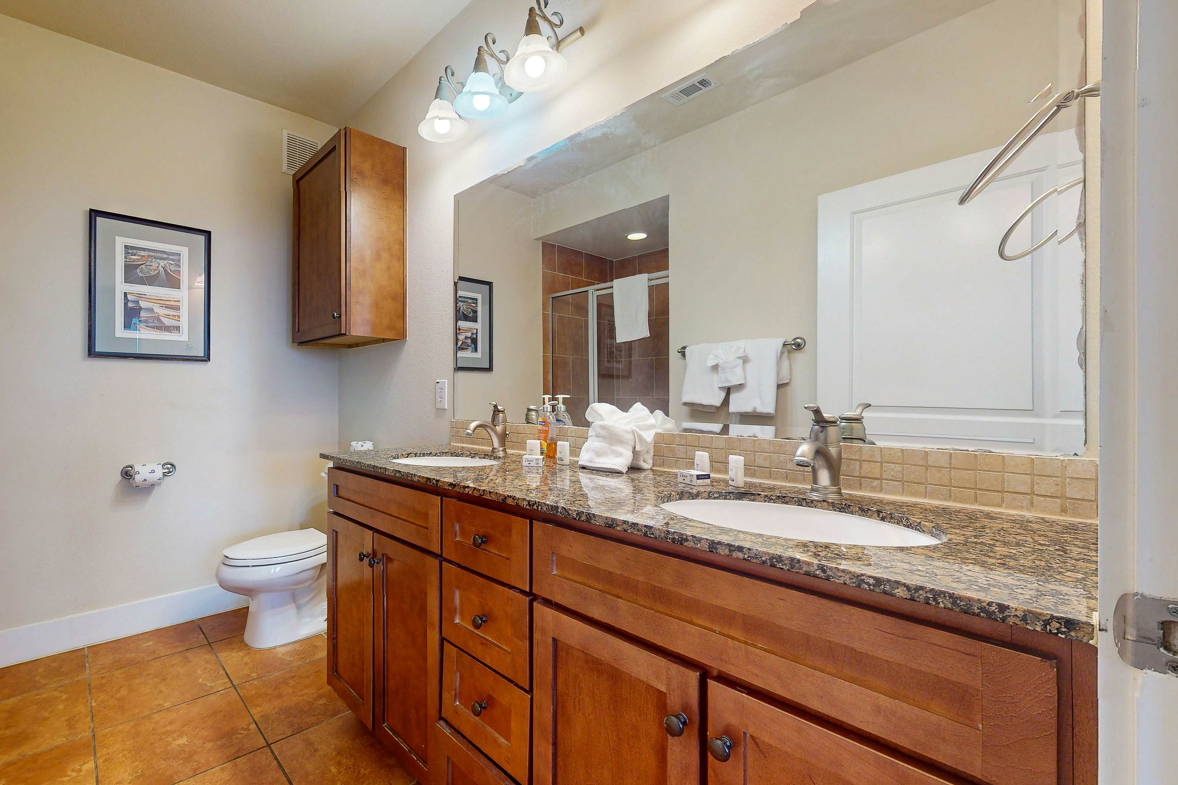 Pointe West Resort - Suits Us