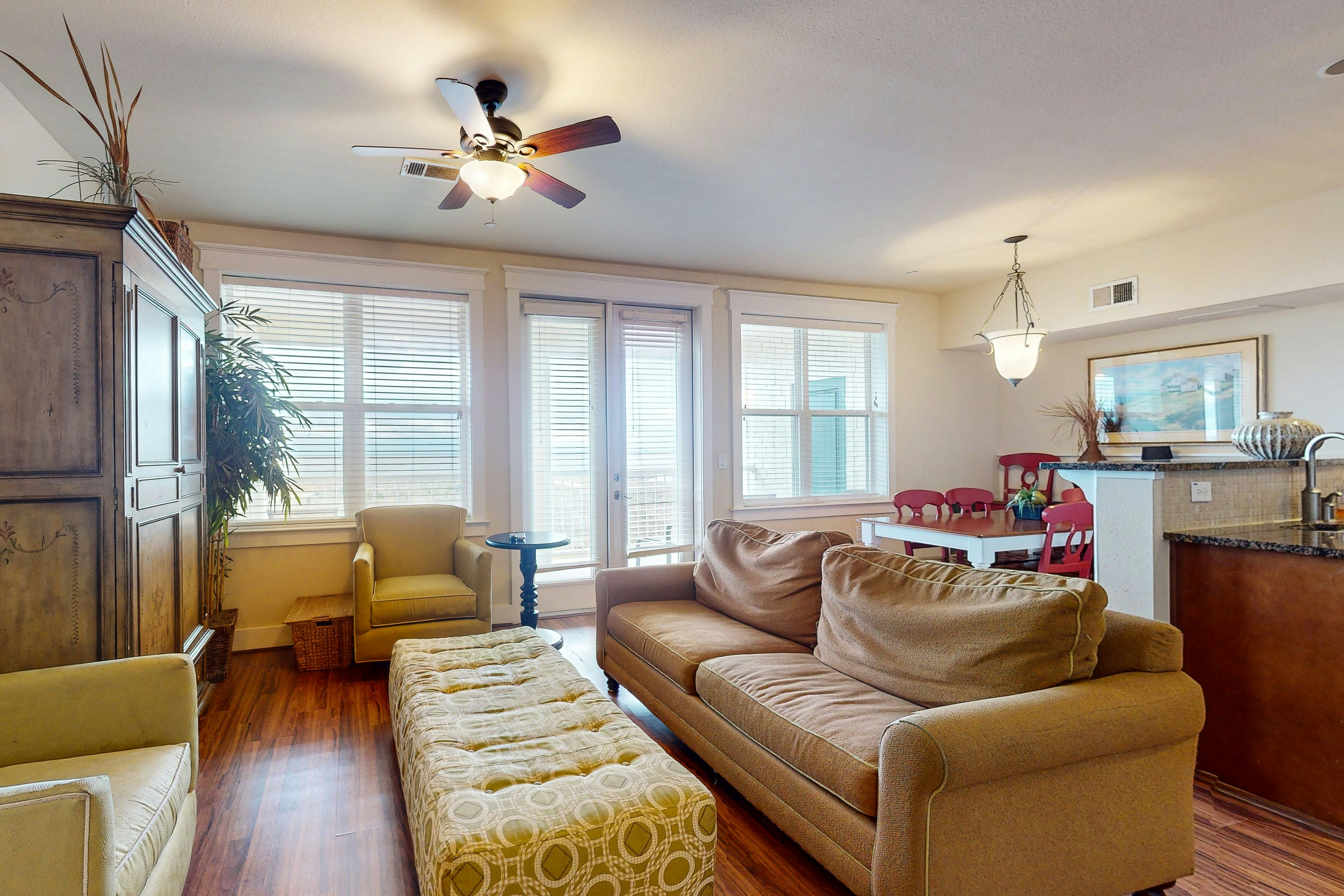 Pointe West Resort - Suits Us