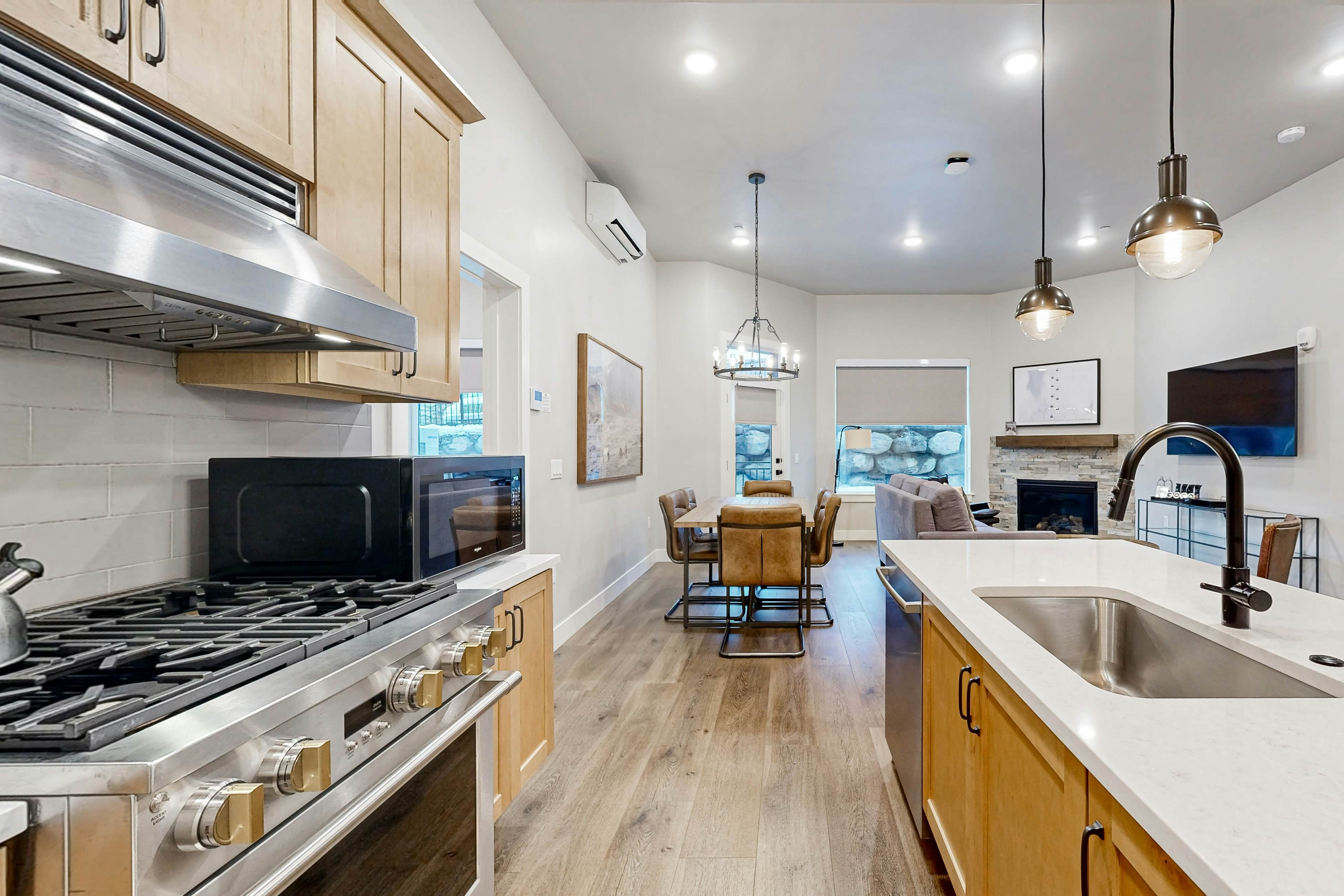 304 - Black Rock Mountain Resort