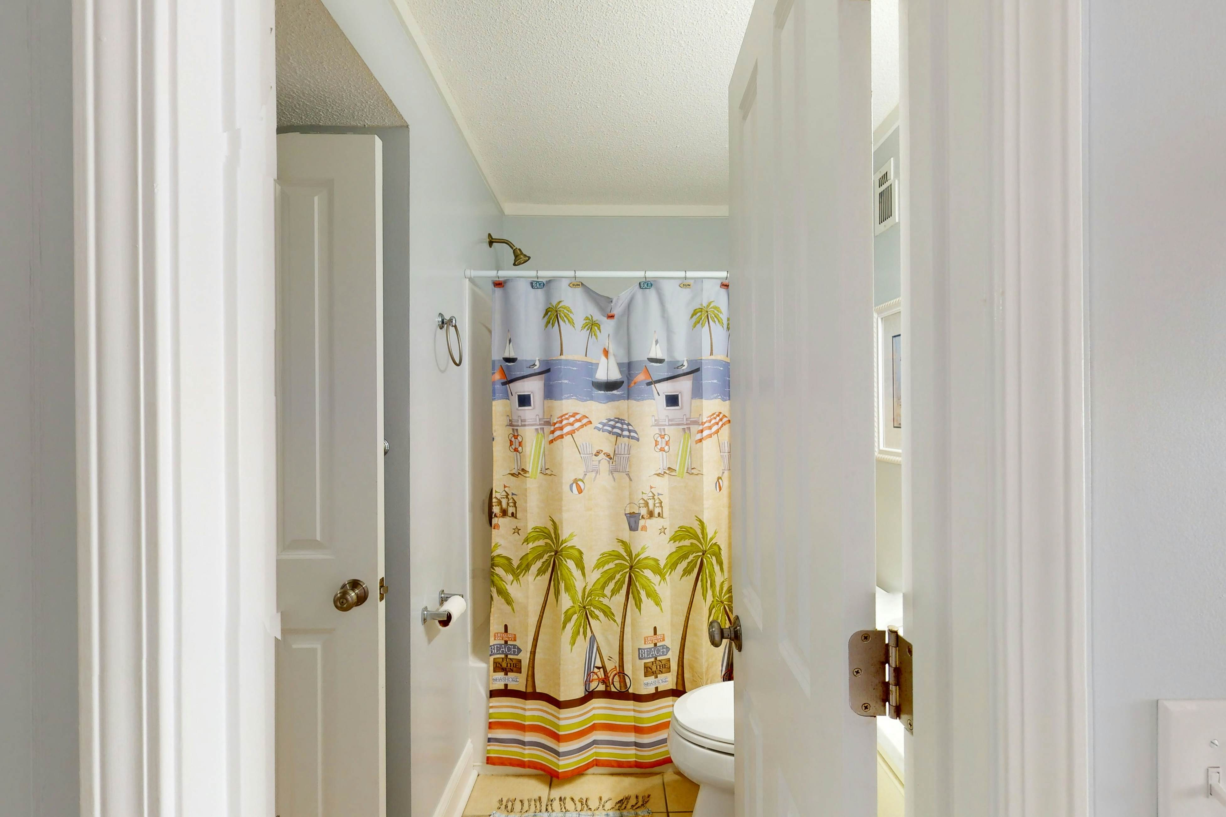 HH Beach & Tennis 302AR