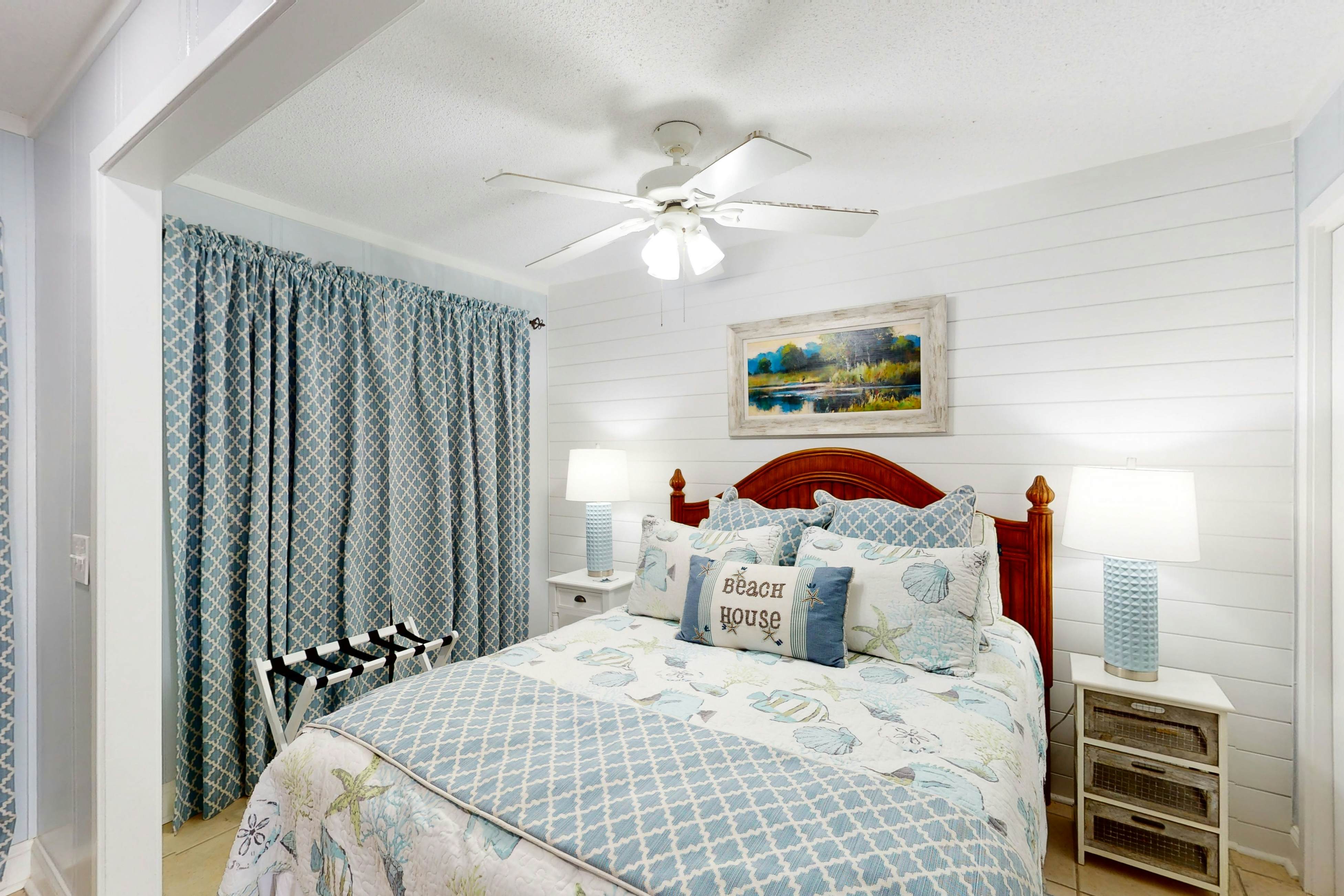 HH Beach & Tennis 302AR