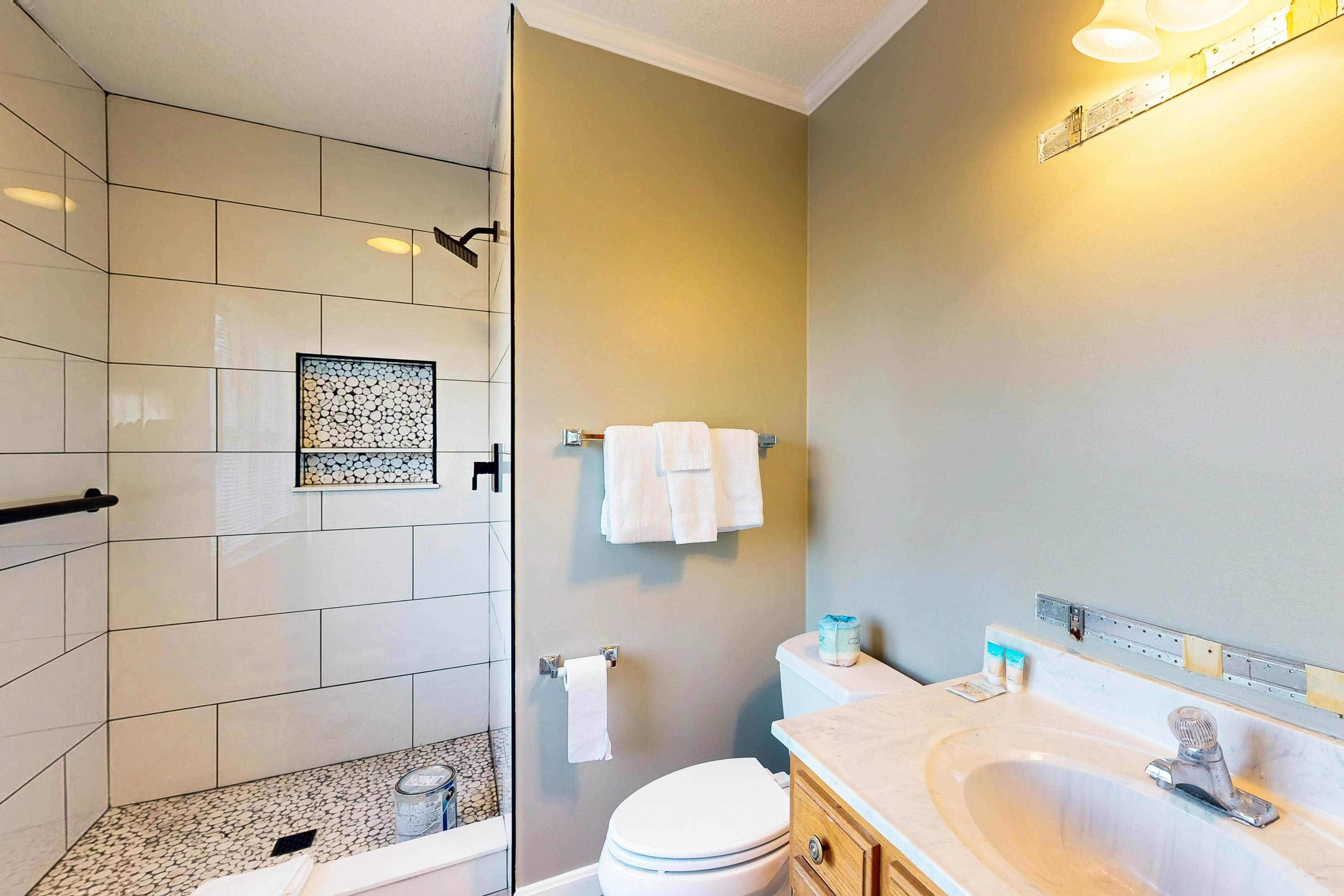 Salt Pond - 669 Bethany Loop