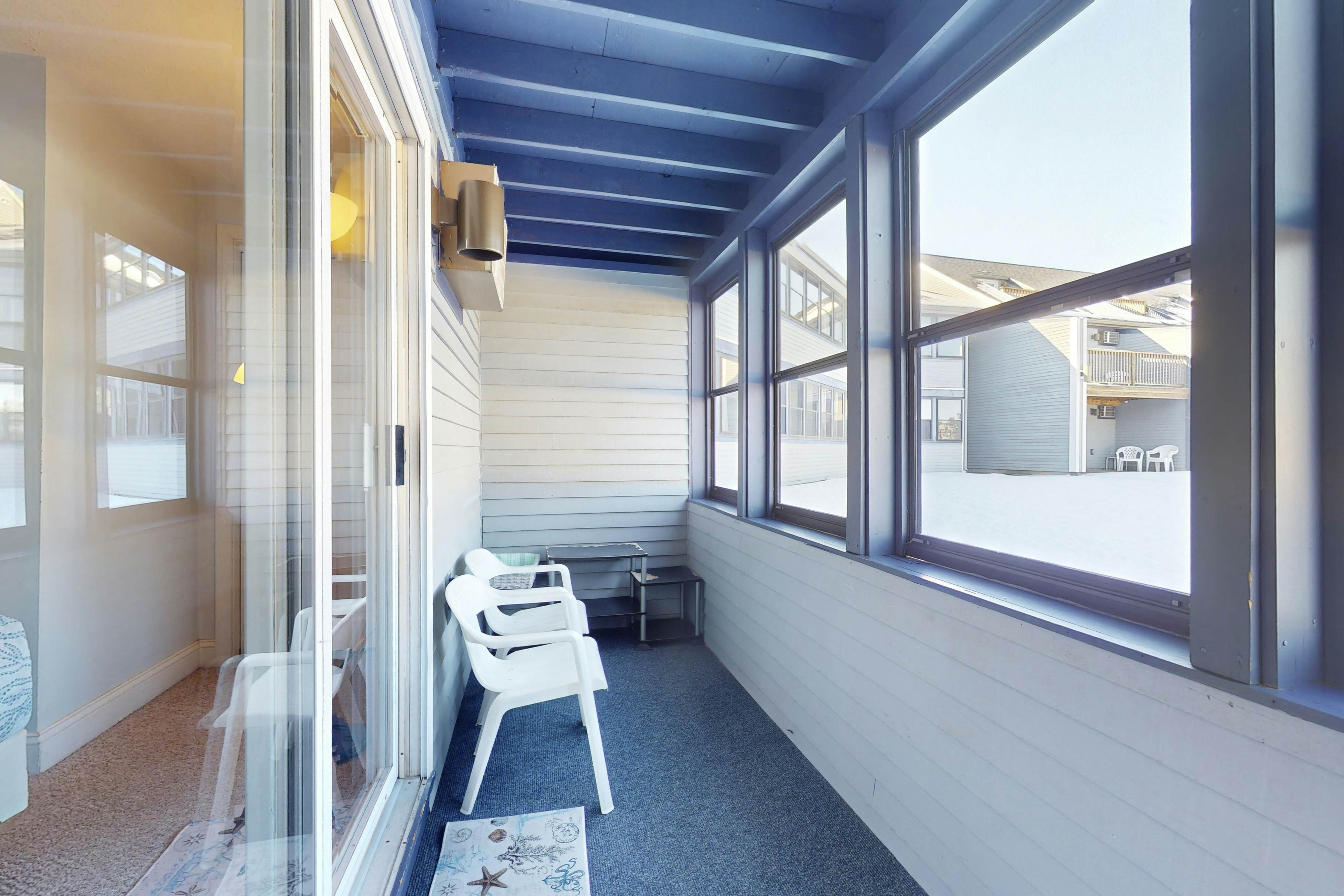 Unit 117 for Poolside Fun