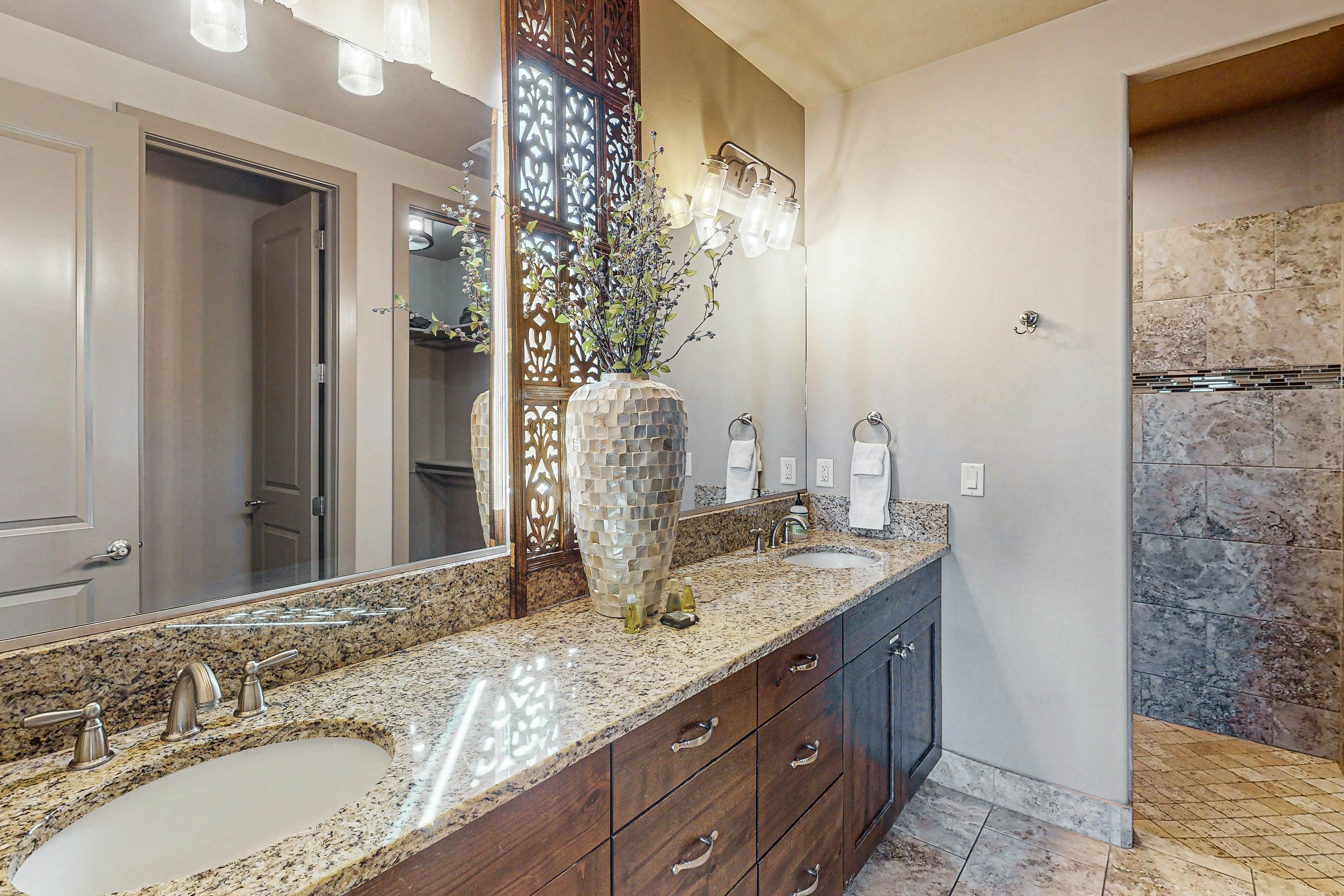 Red Mountain Retreat- Paradise Village #5