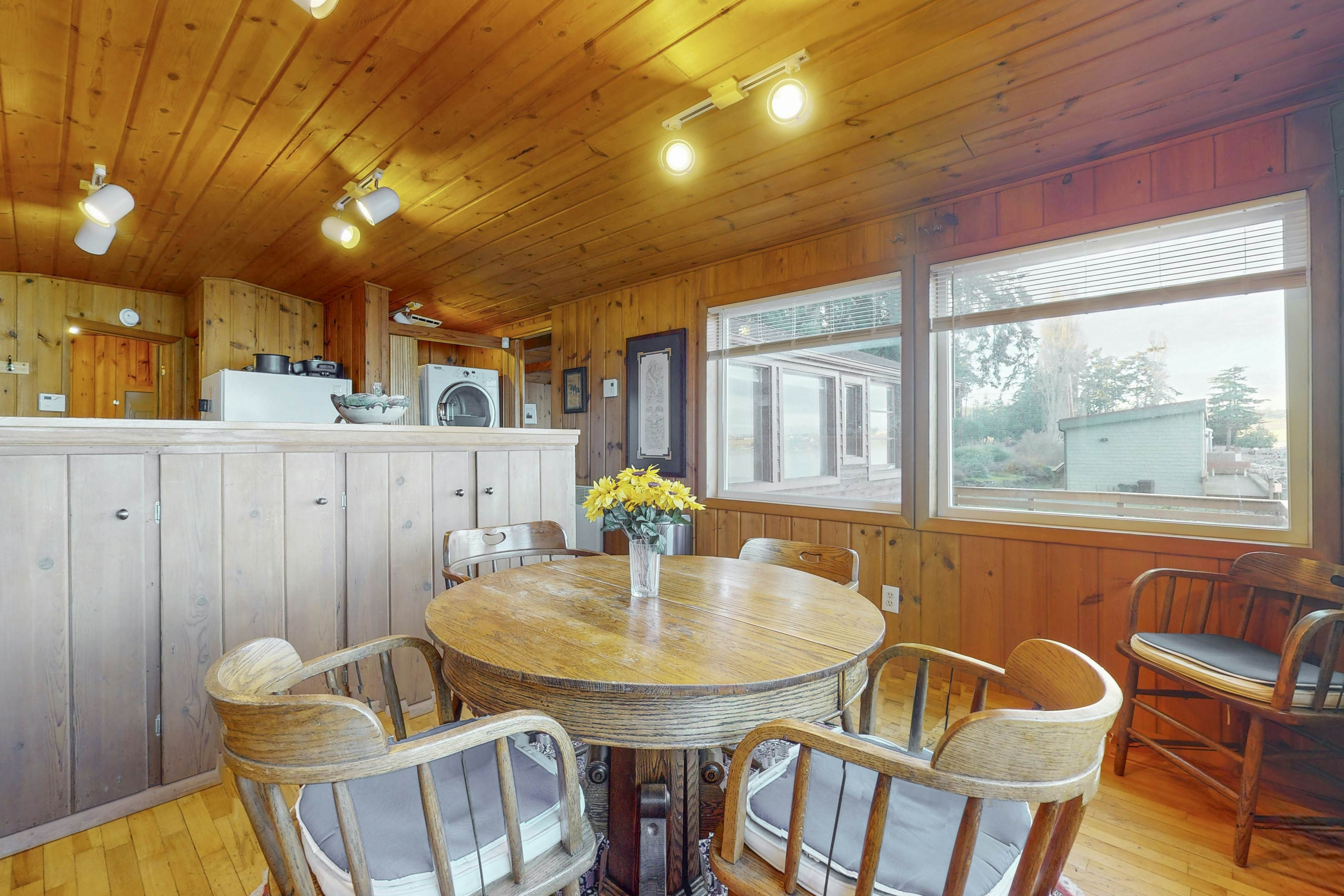 The Cabin At Penn Cove