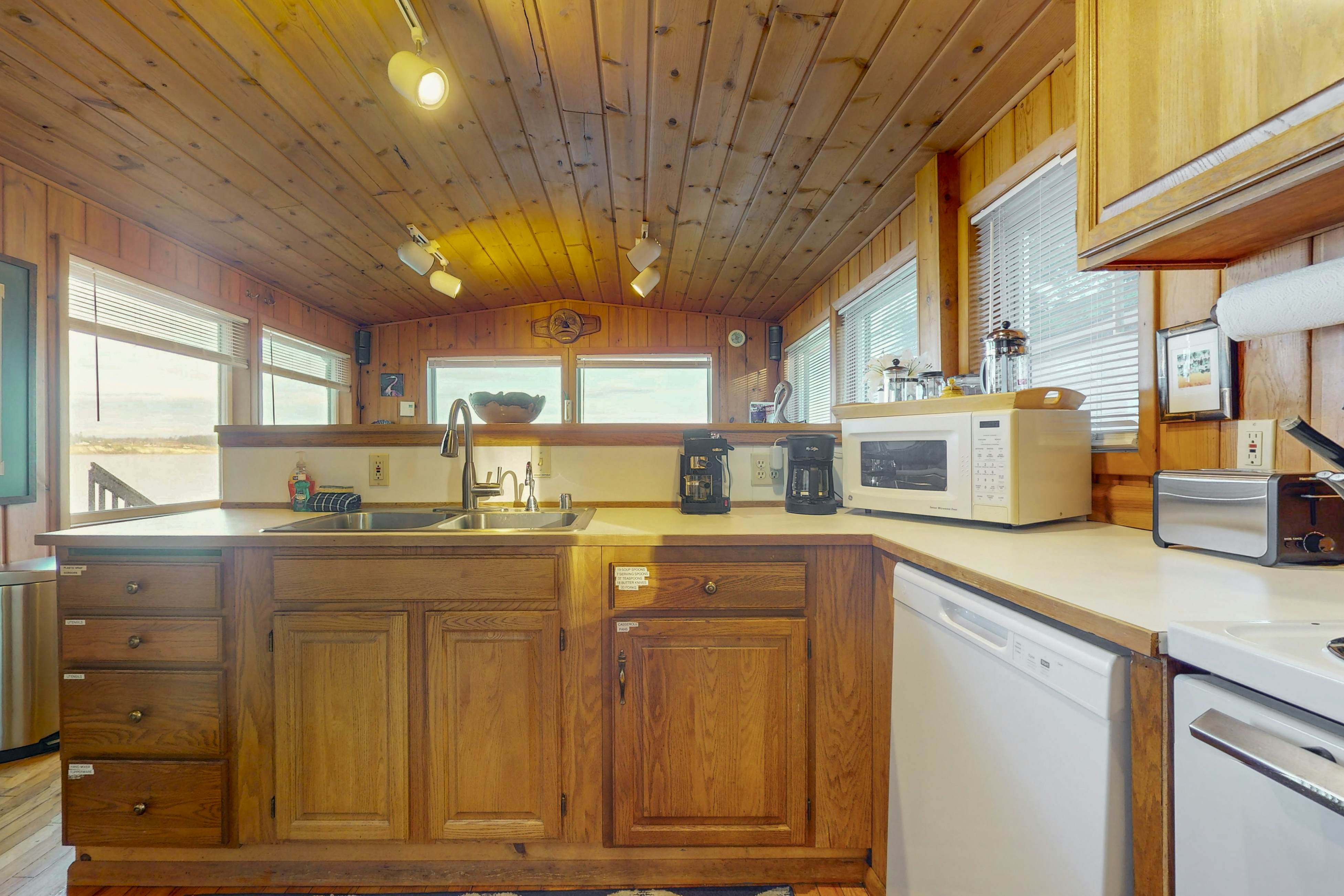 The Cabin At Penn Cove