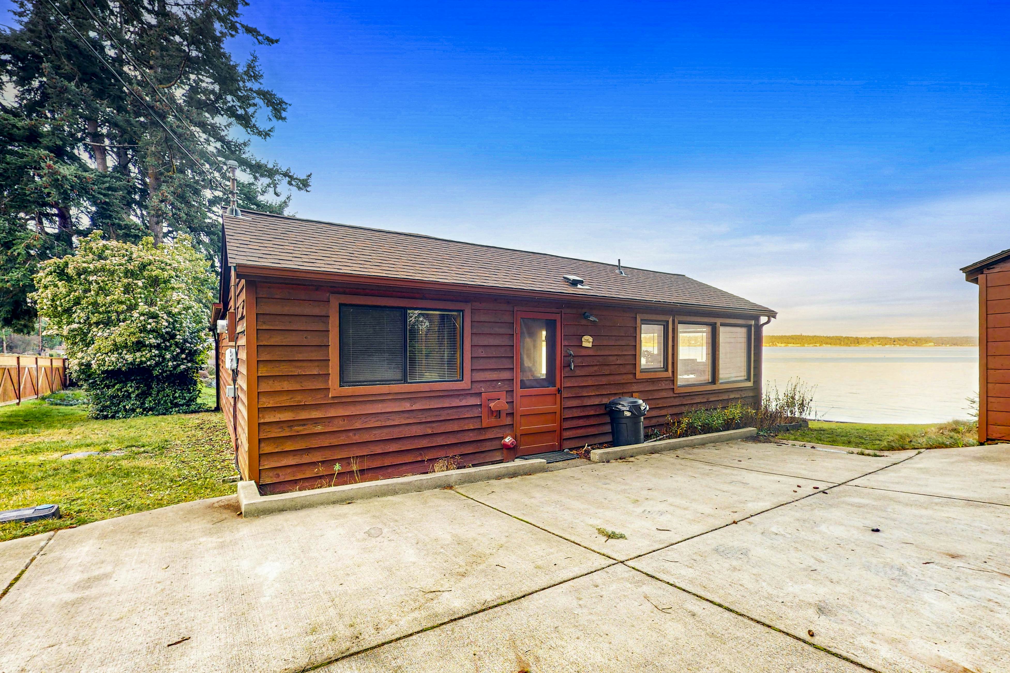 The Cabin At Penn Cove