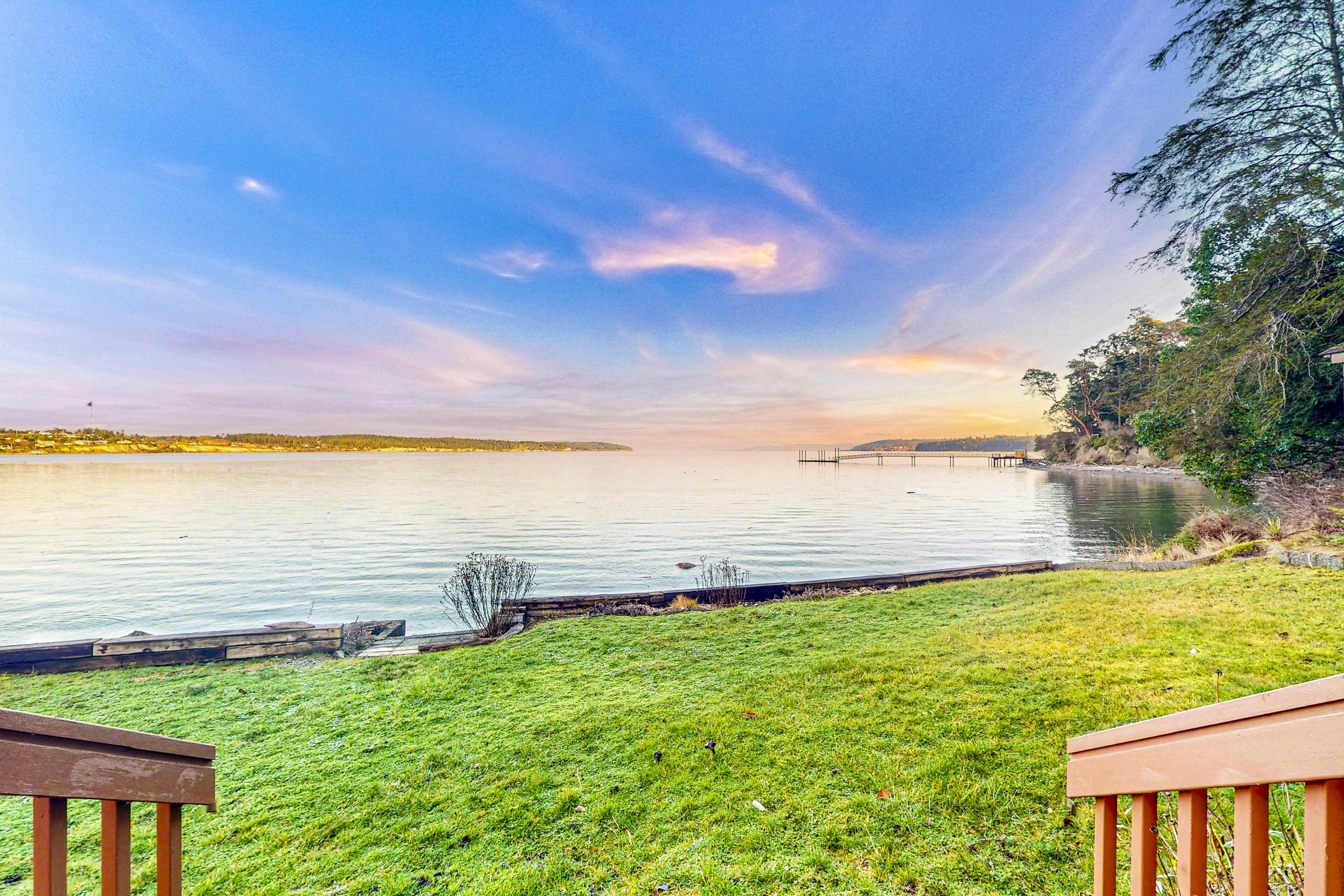 The Cabin At Penn Cove