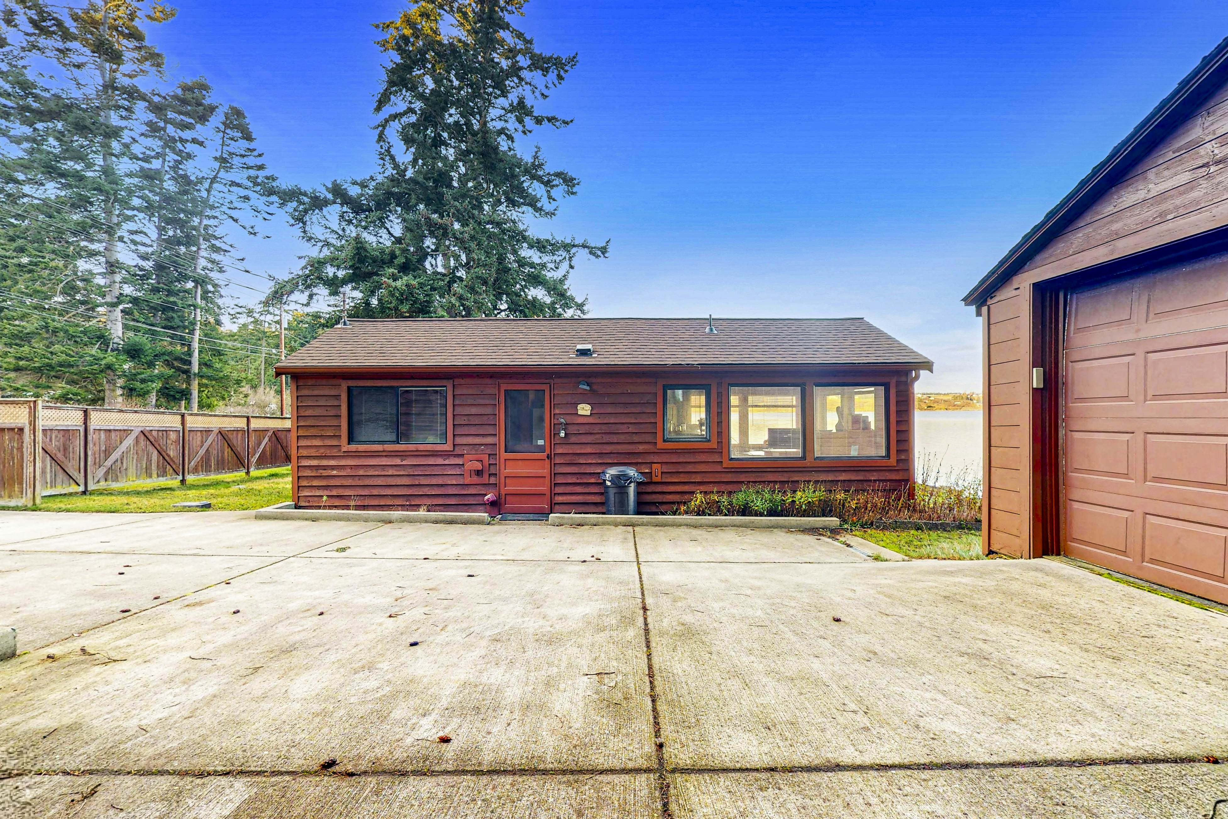 The Cabin At Penn Cove