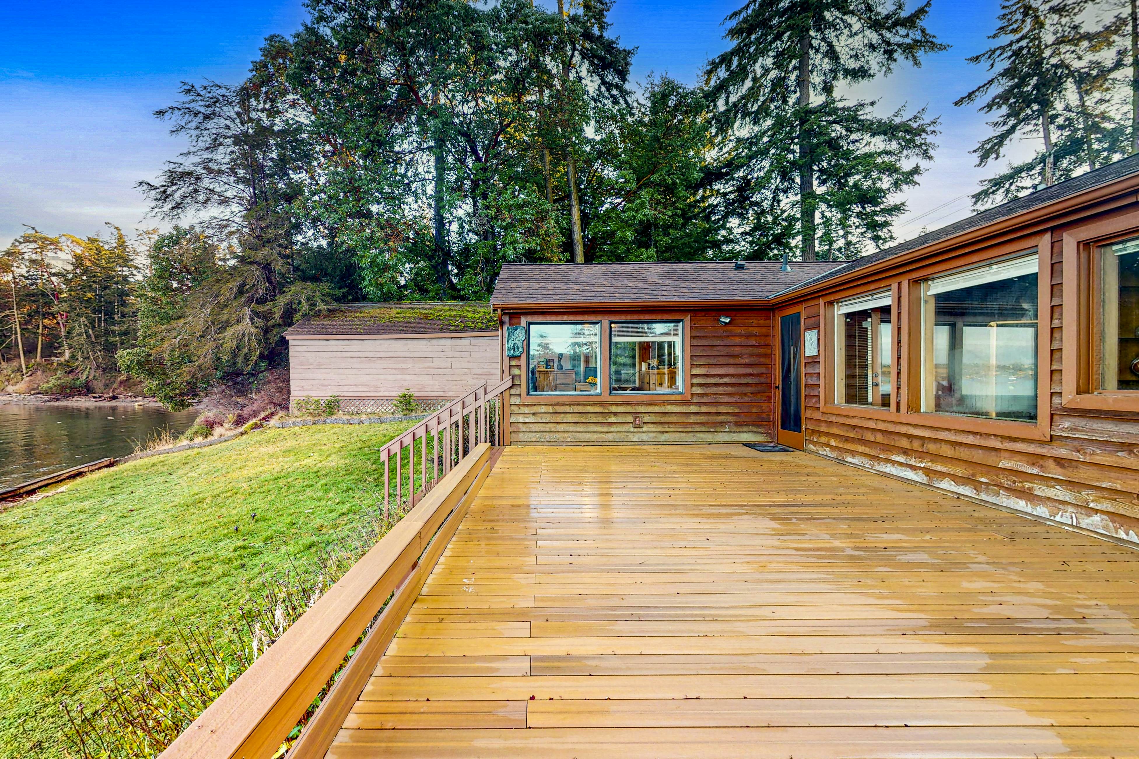 The Cabin At Penn Cove