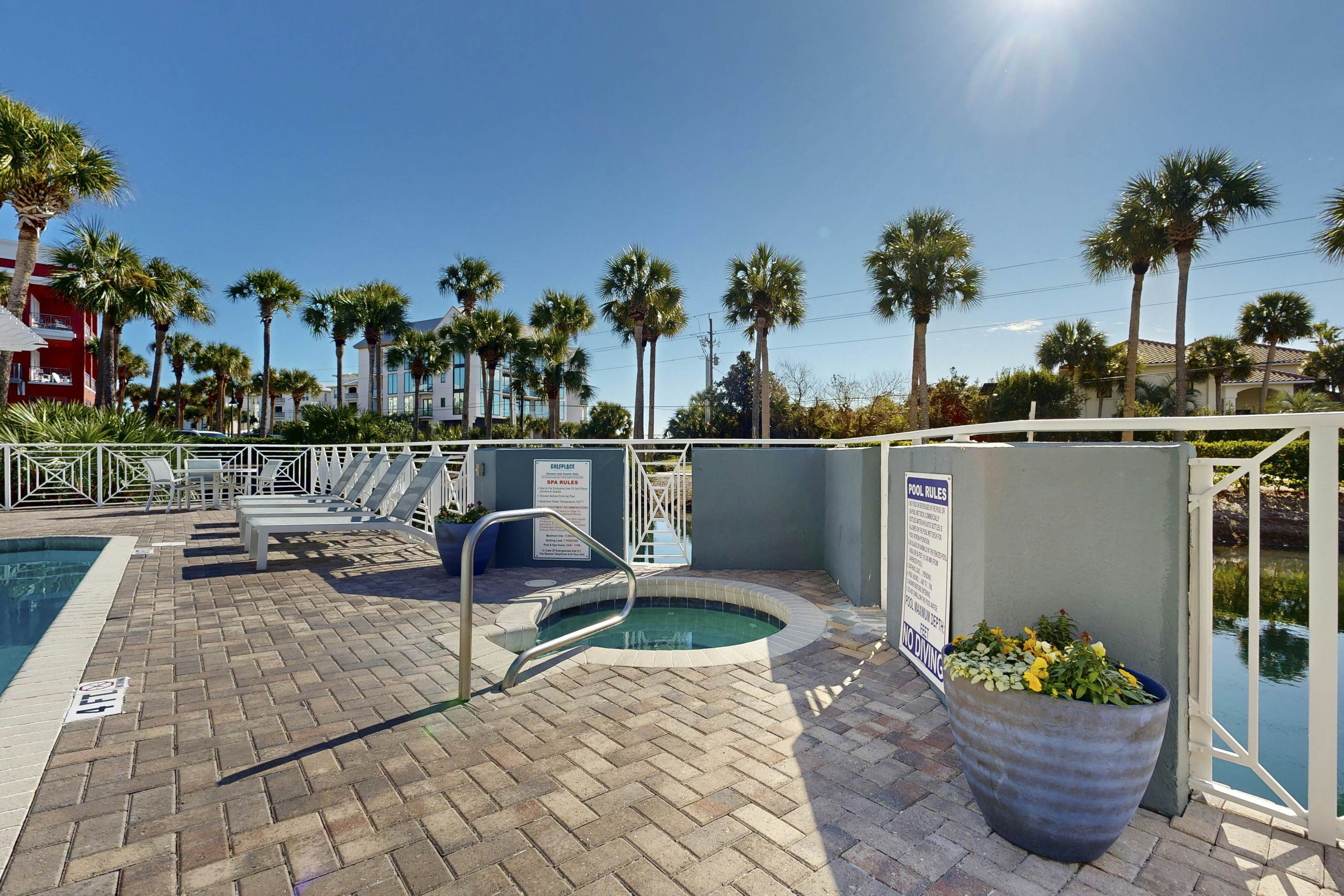 Inn at Gulf Place 302