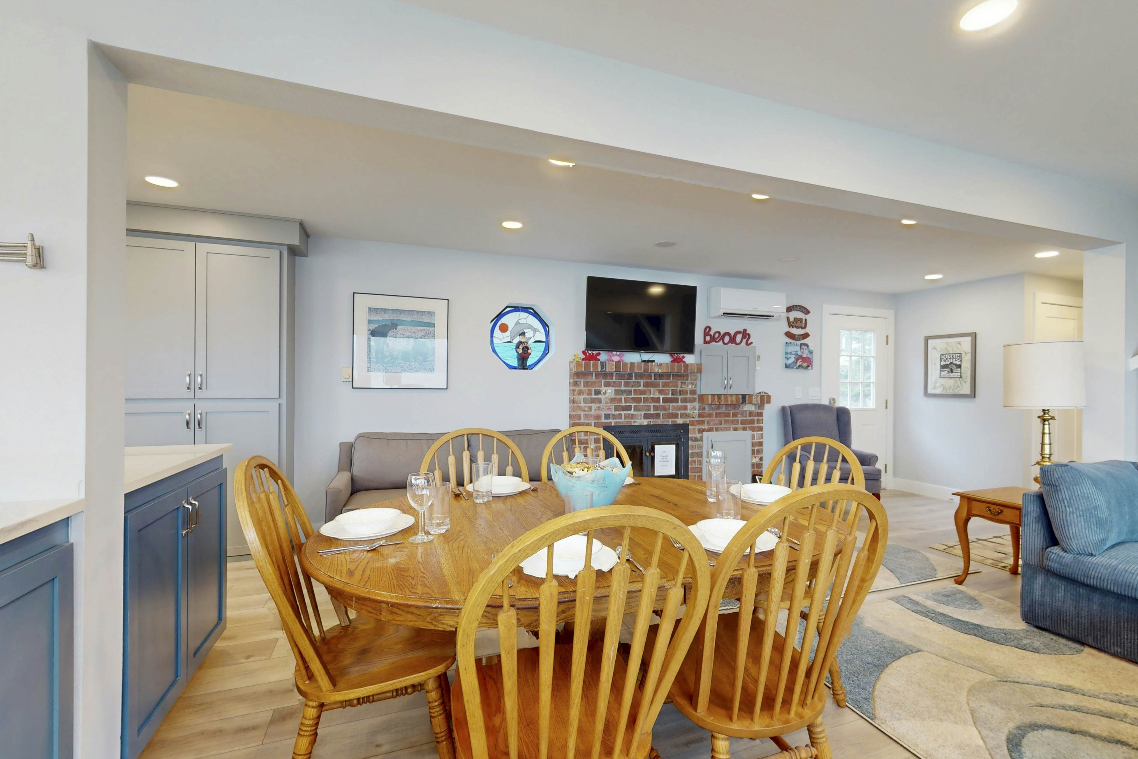 Tyee Shoreline Retreat A