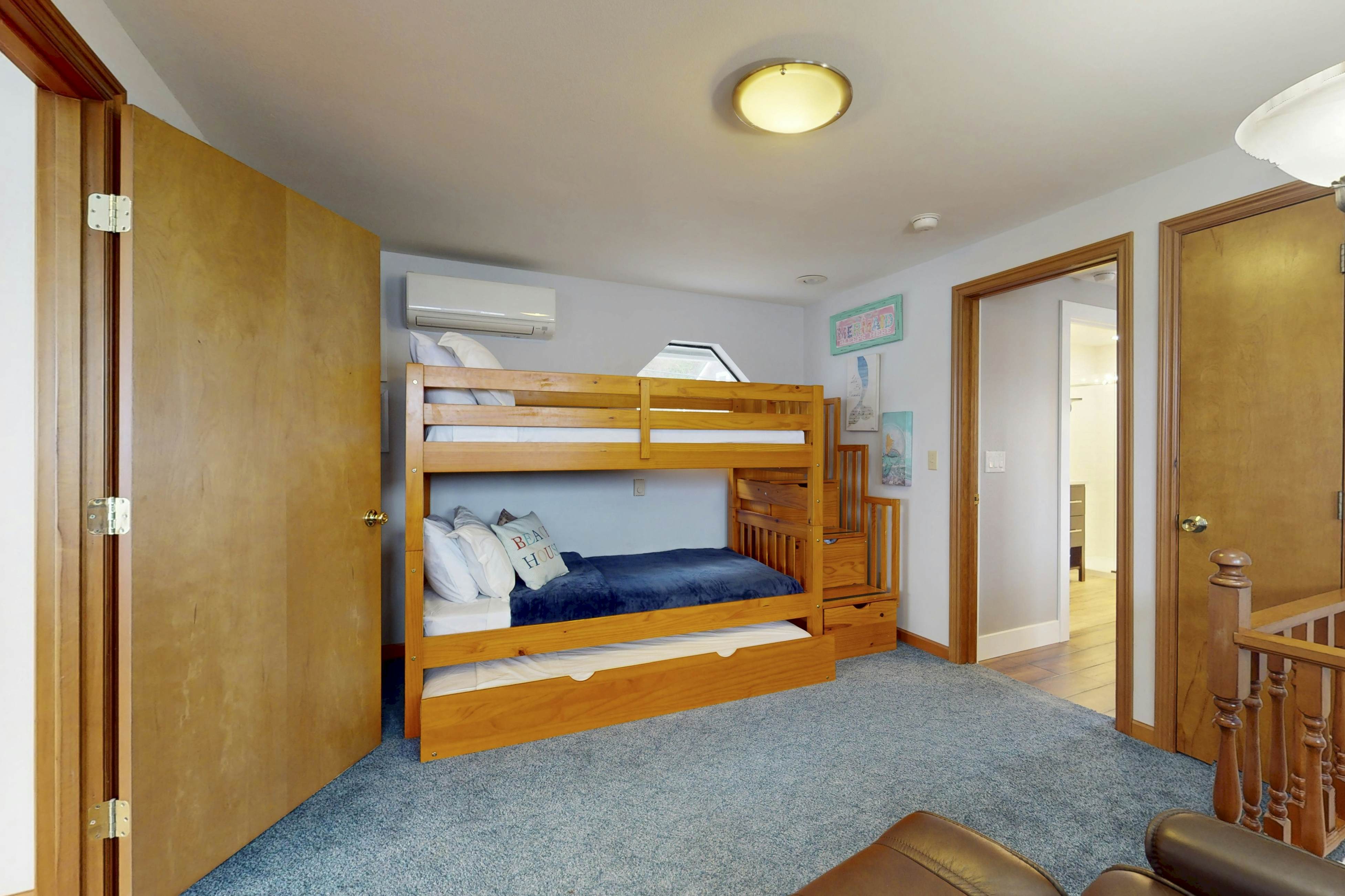 Tyee Shoreline Retreat A