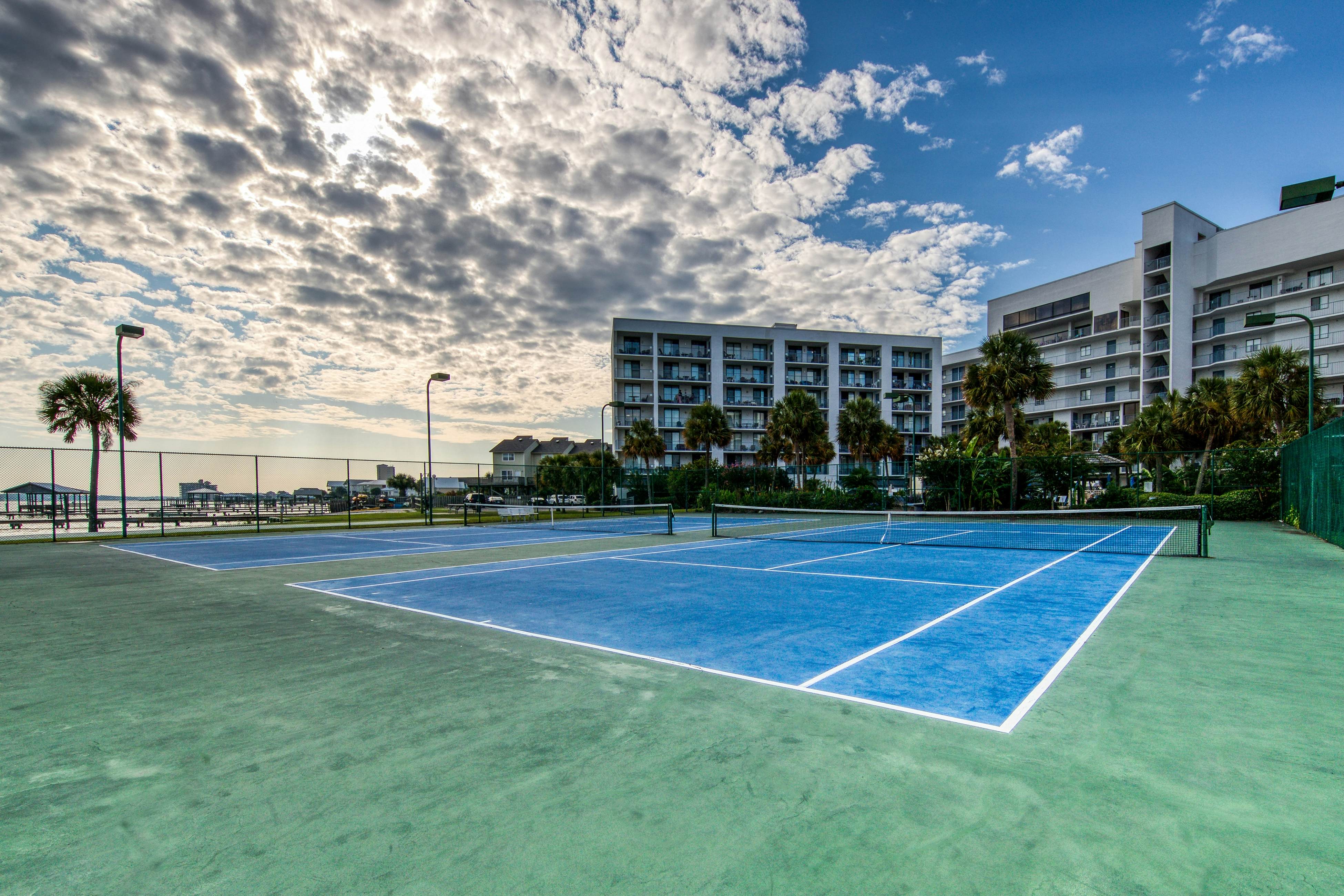 Gulf Shores Surf & Racquet Club 516A