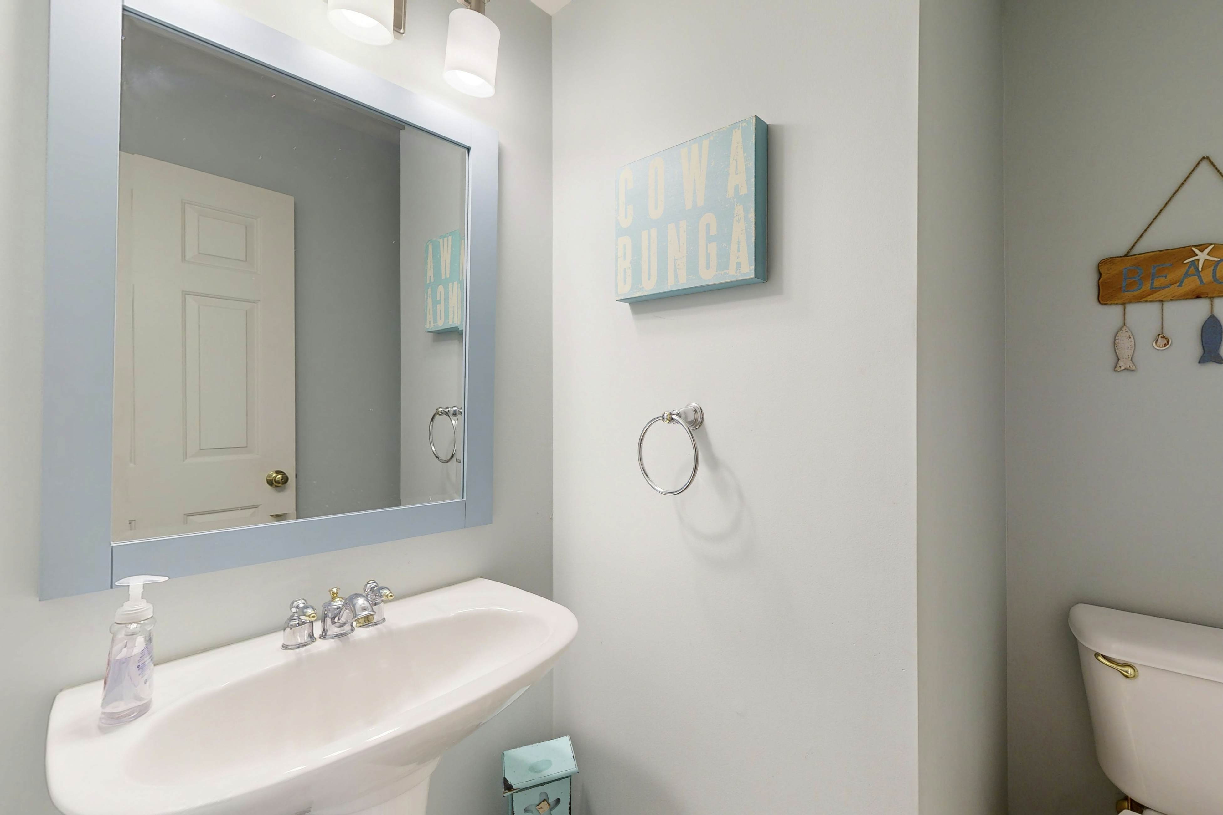 Sunset Island - 7 Fountain