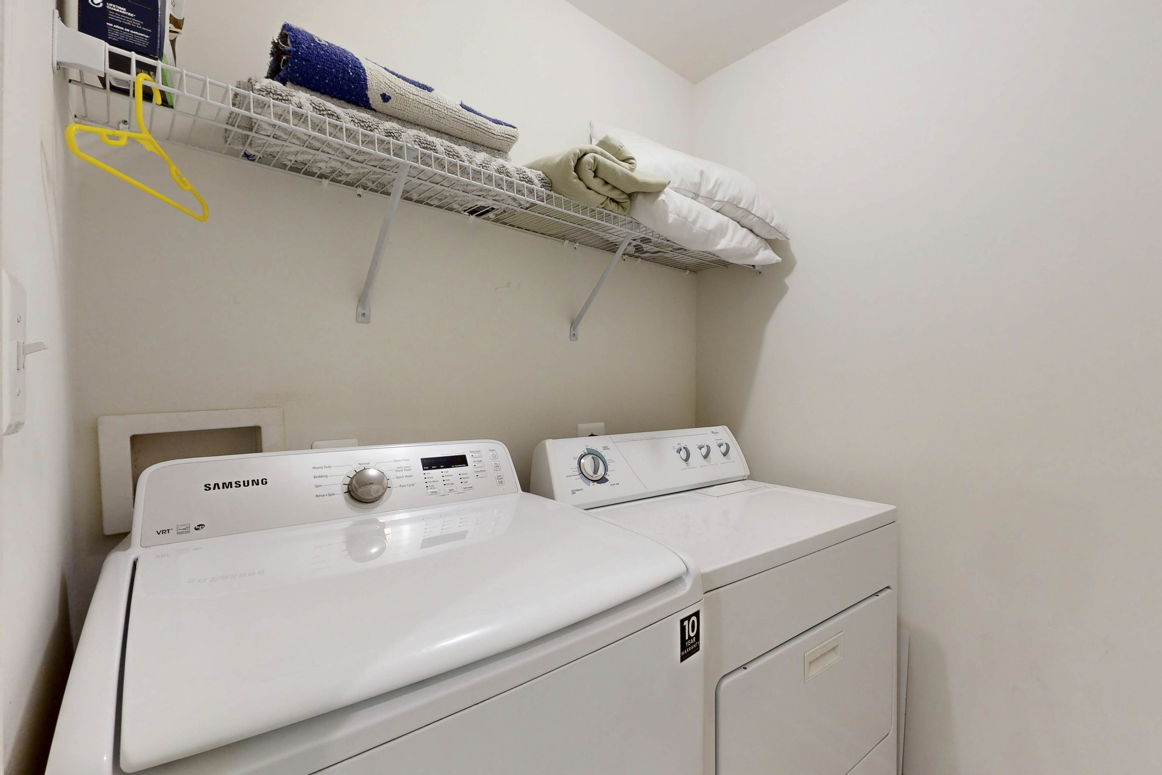 Sunset Island - 7 Fountain