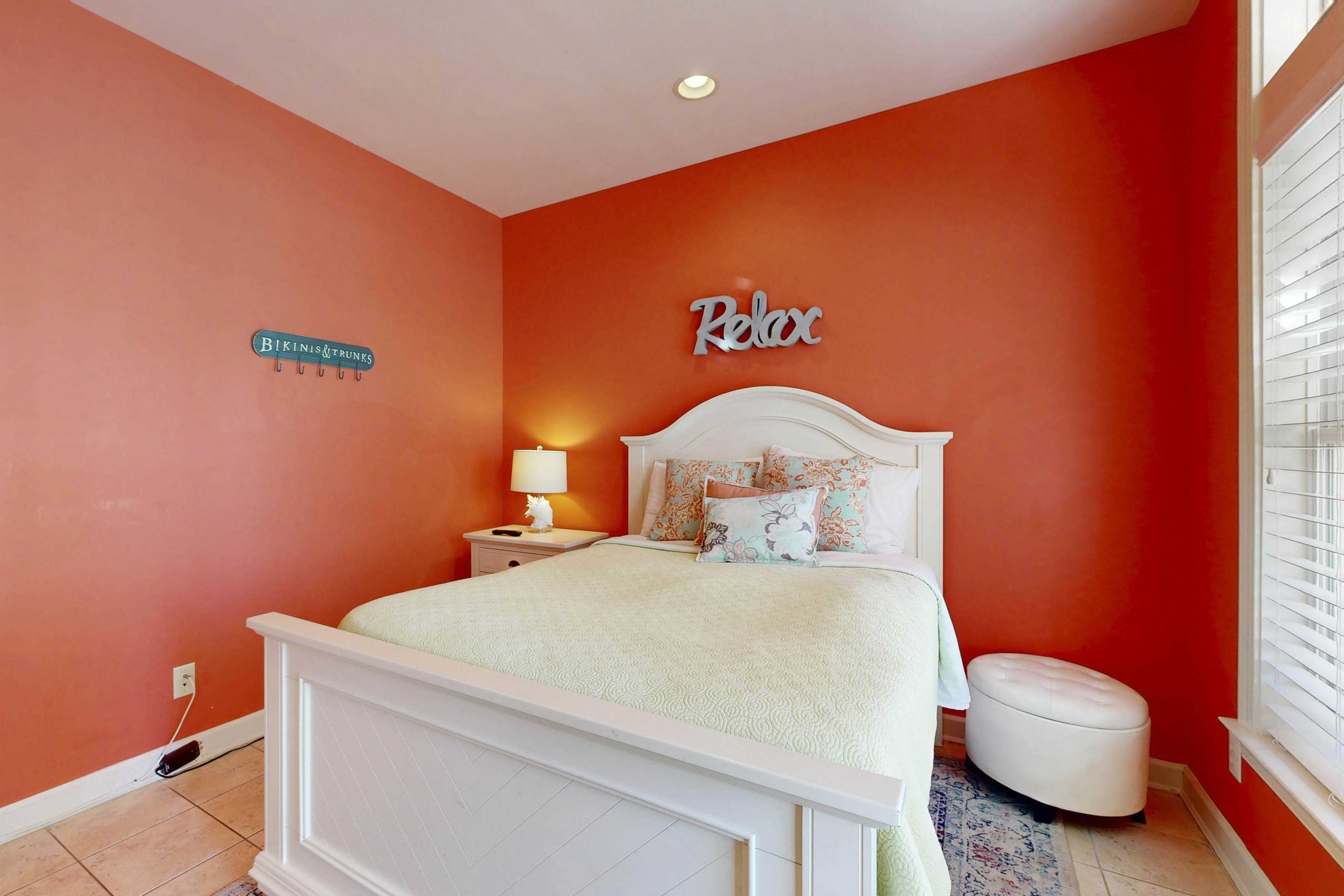 Sunset Island - 7 Fountain