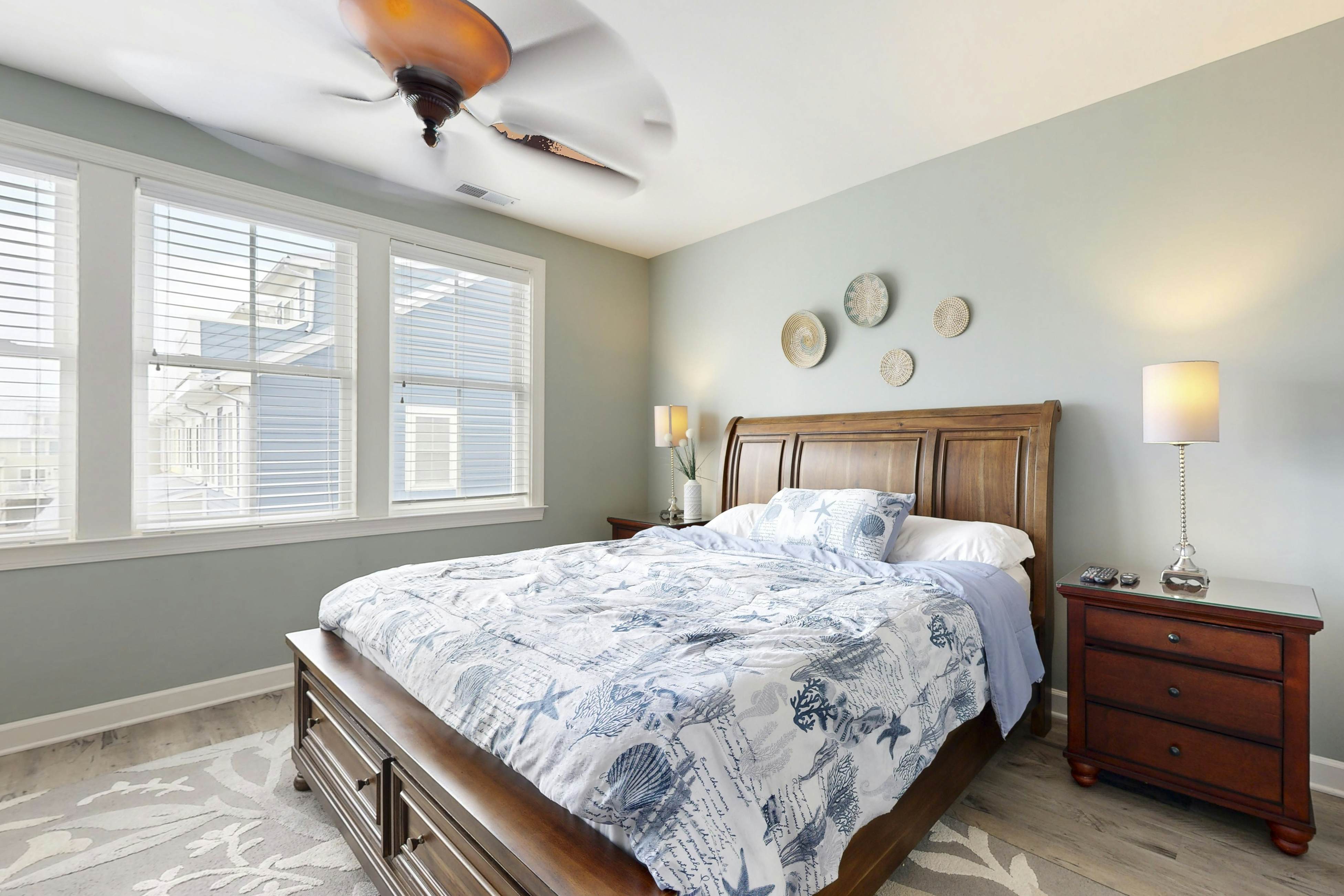 Sunset Island - 7 Fountain