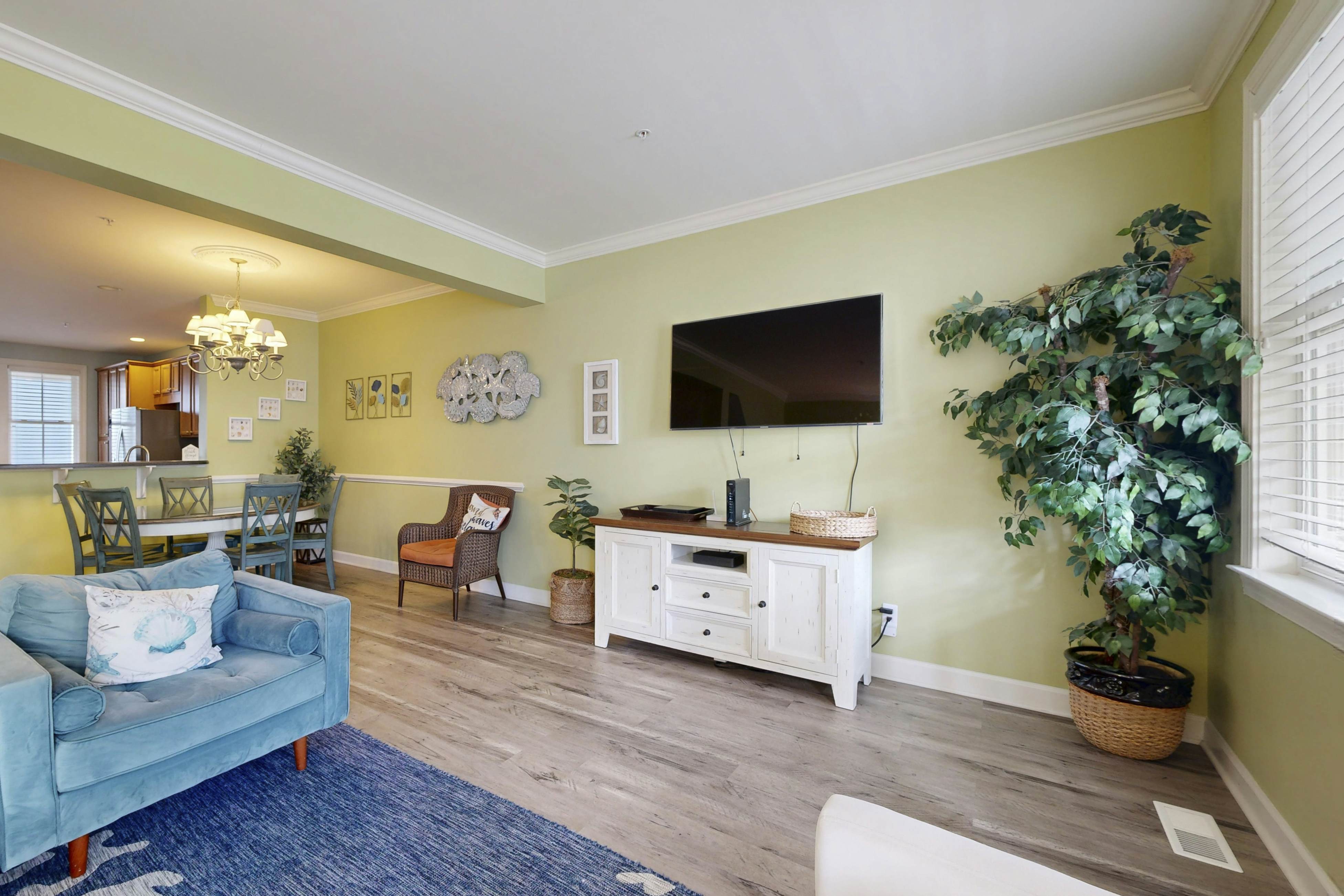 Sunset Island - 7 Fountain